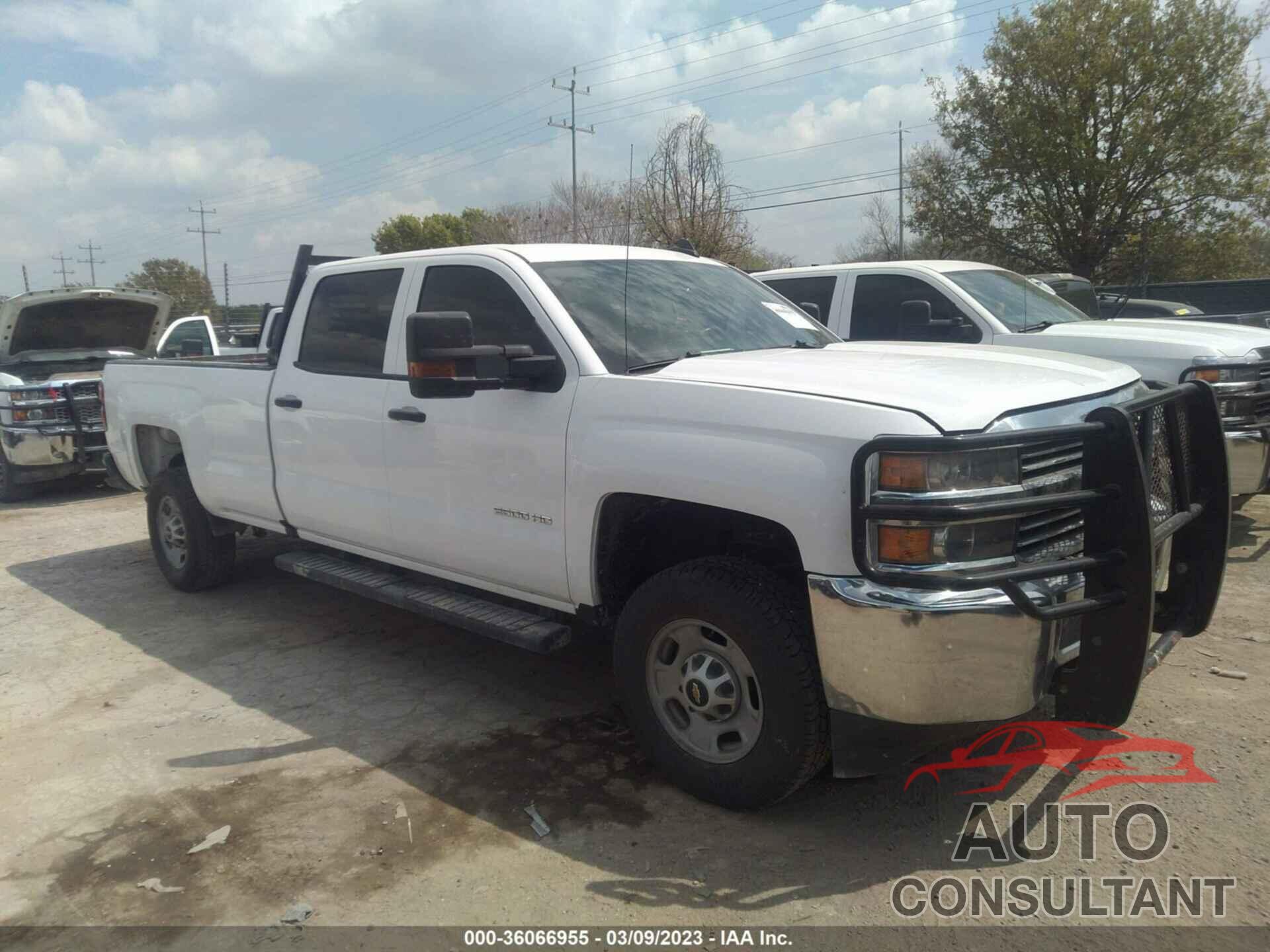 CHEVROLET SILVERADO 2500HD 2017 - 1GB1CUEG4HF171291