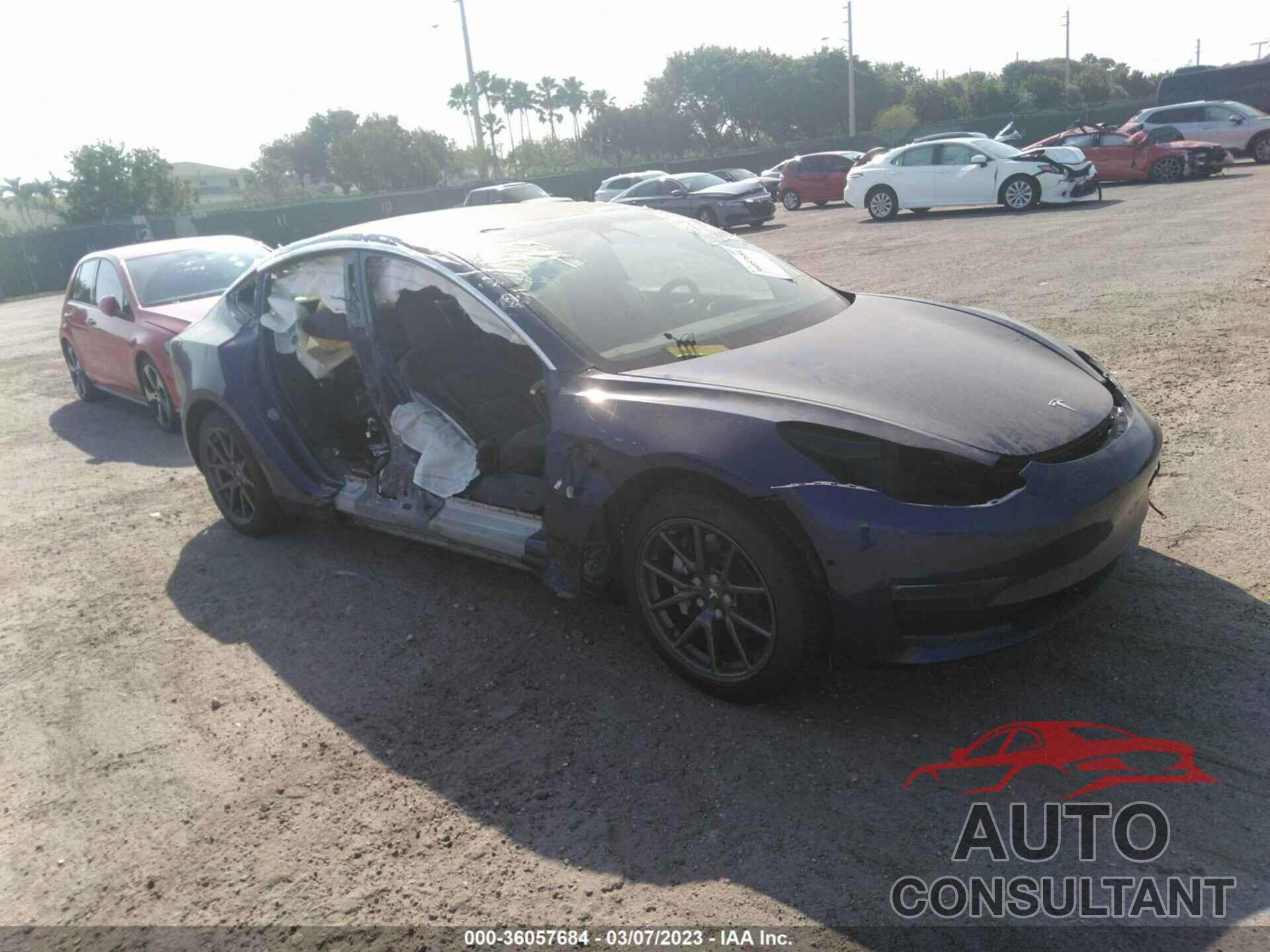 TESLA MODEL 3 2018 - 5YJ3E1EA9JF124874