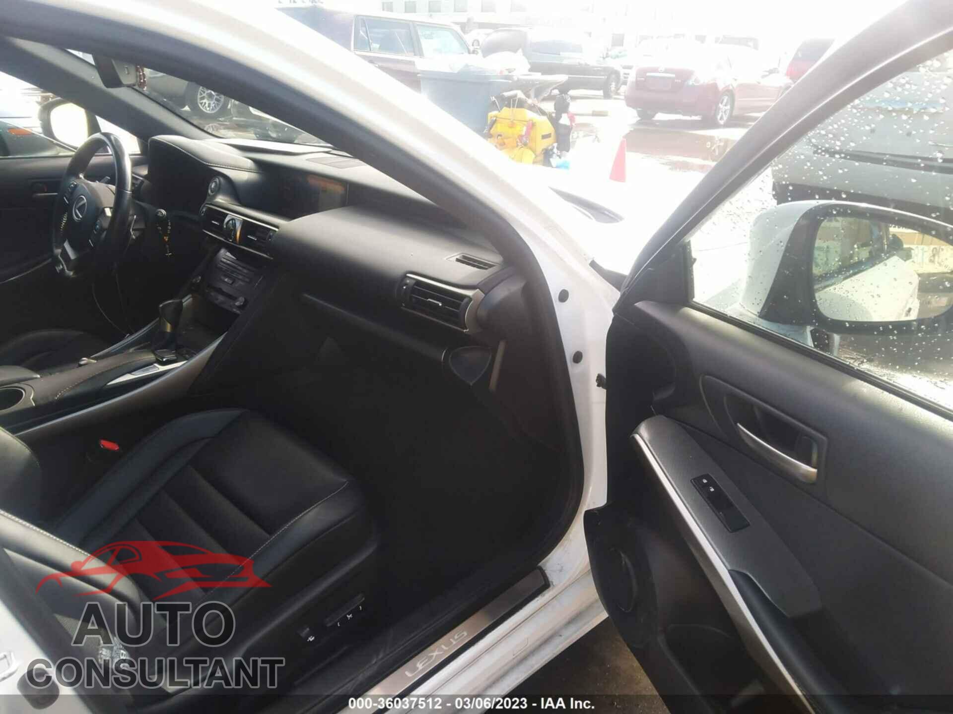 LEXUS IS 2018 - JTHBA1D28J5072025