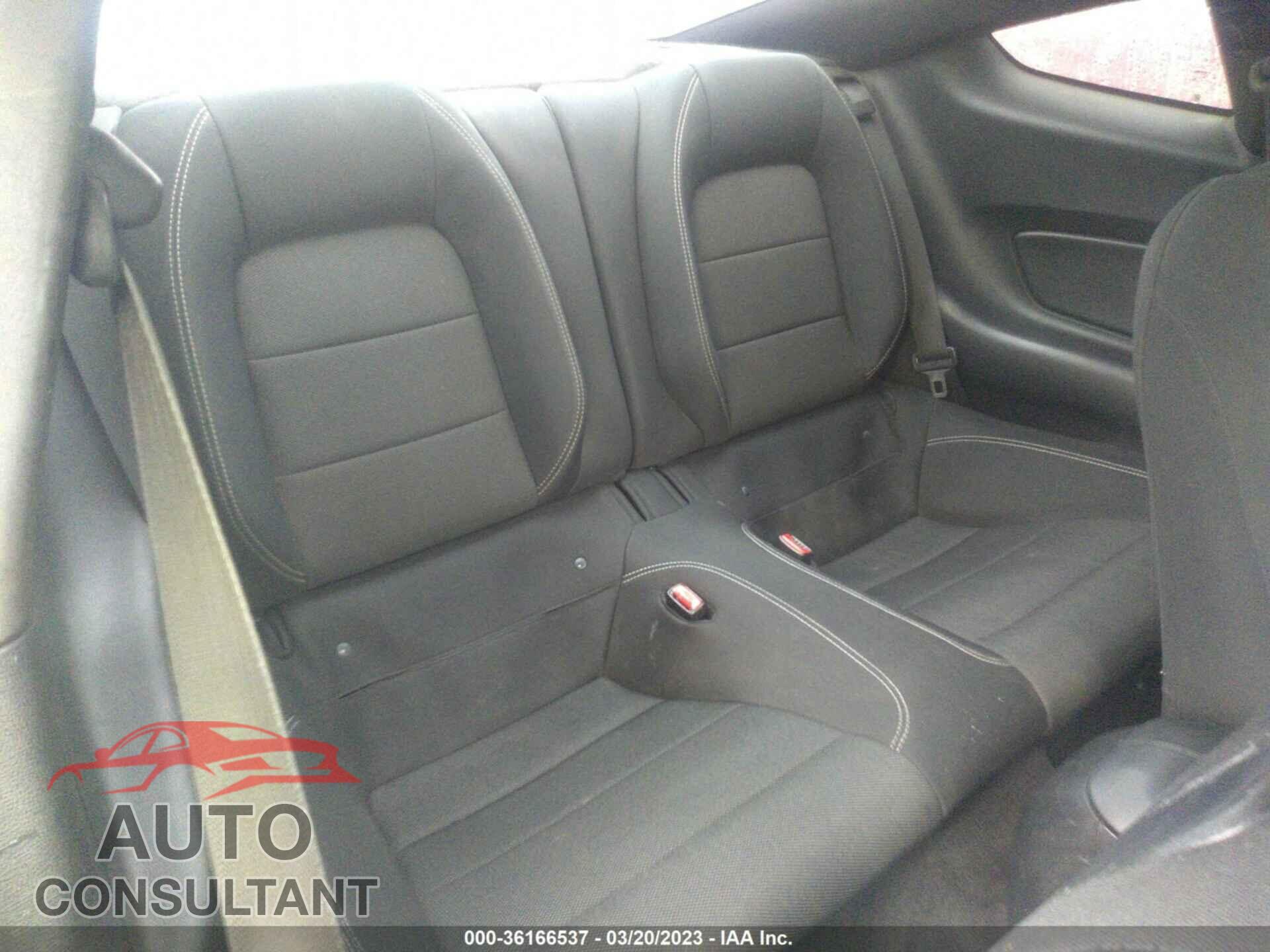 FORD MUSTANG 2017 - 1FA6P8AM1H5266461