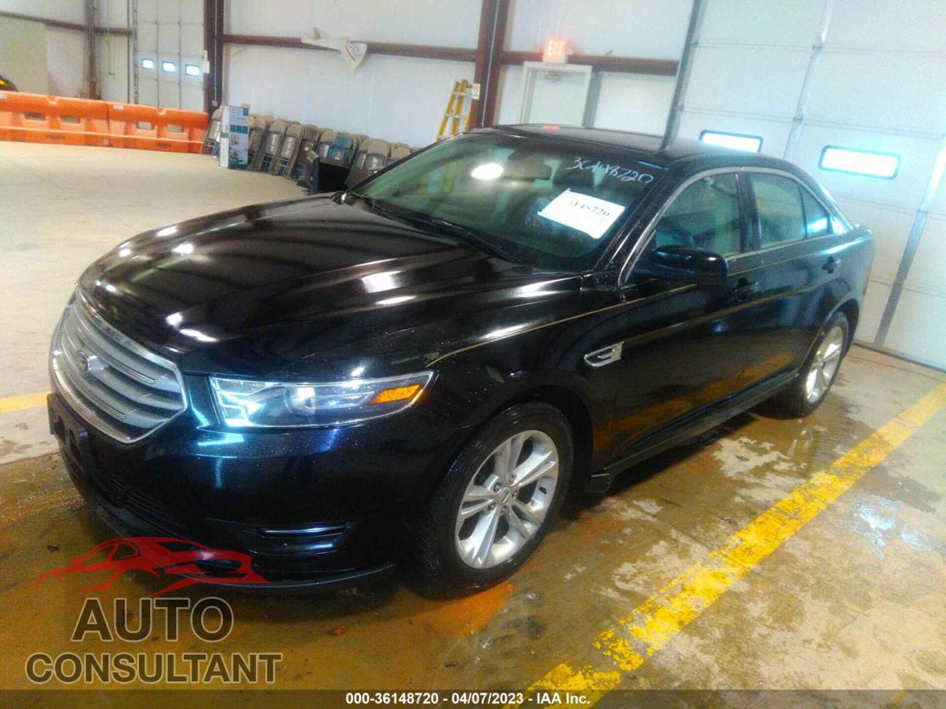 FORD TAURUS 2017 - 1FAHP2E86HG115669