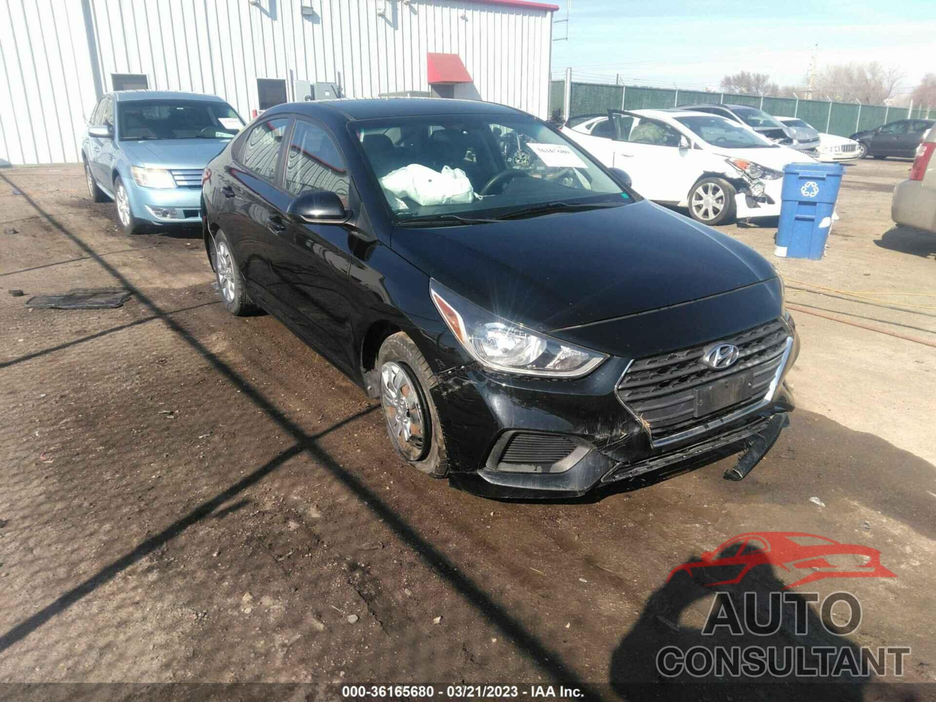 HYUNDAI ACCENT 2018 - 3KPC24A31JE015008