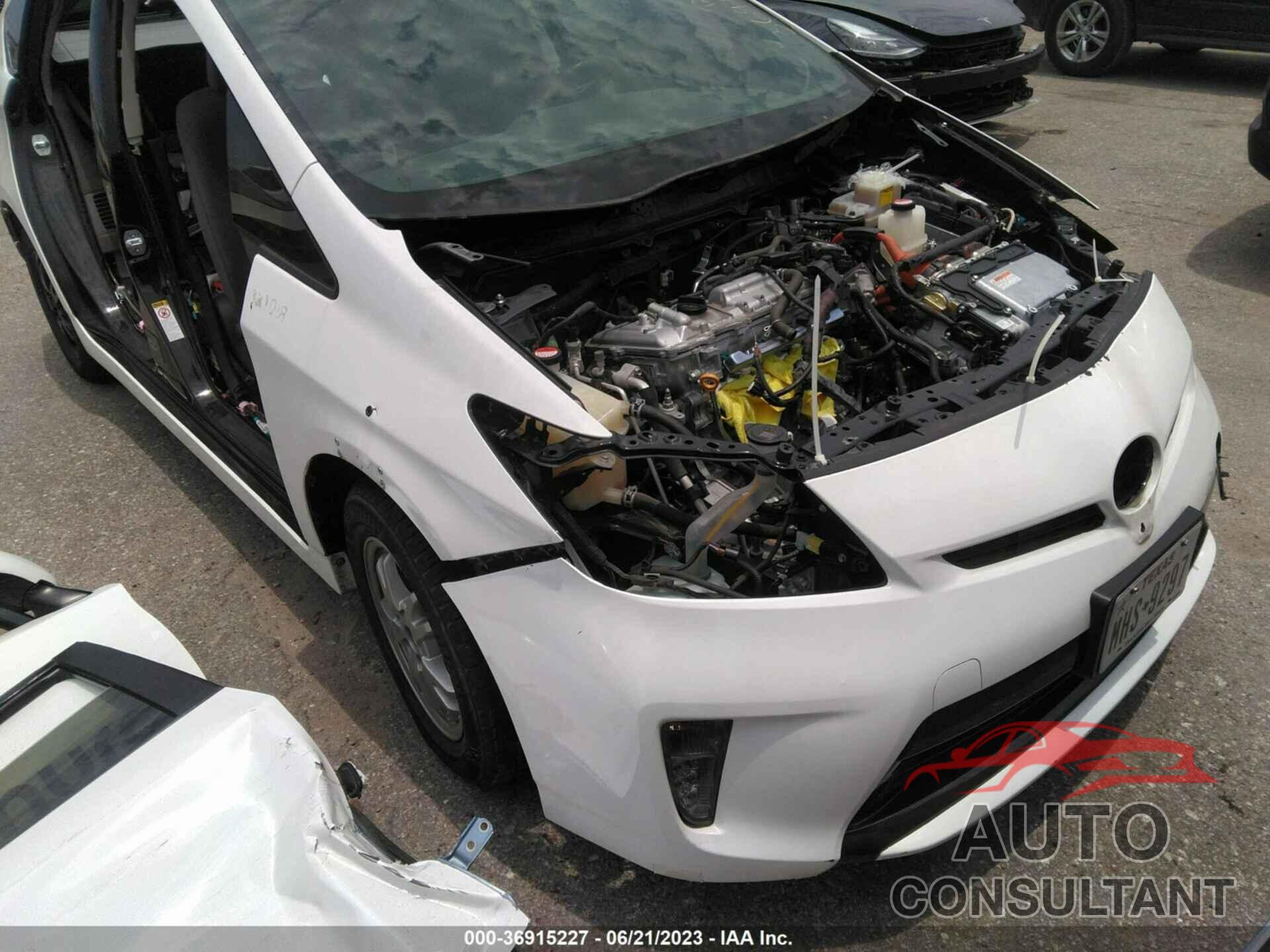 TOYOTA PRIUS 2015 - JTDKN3DU7F1882134