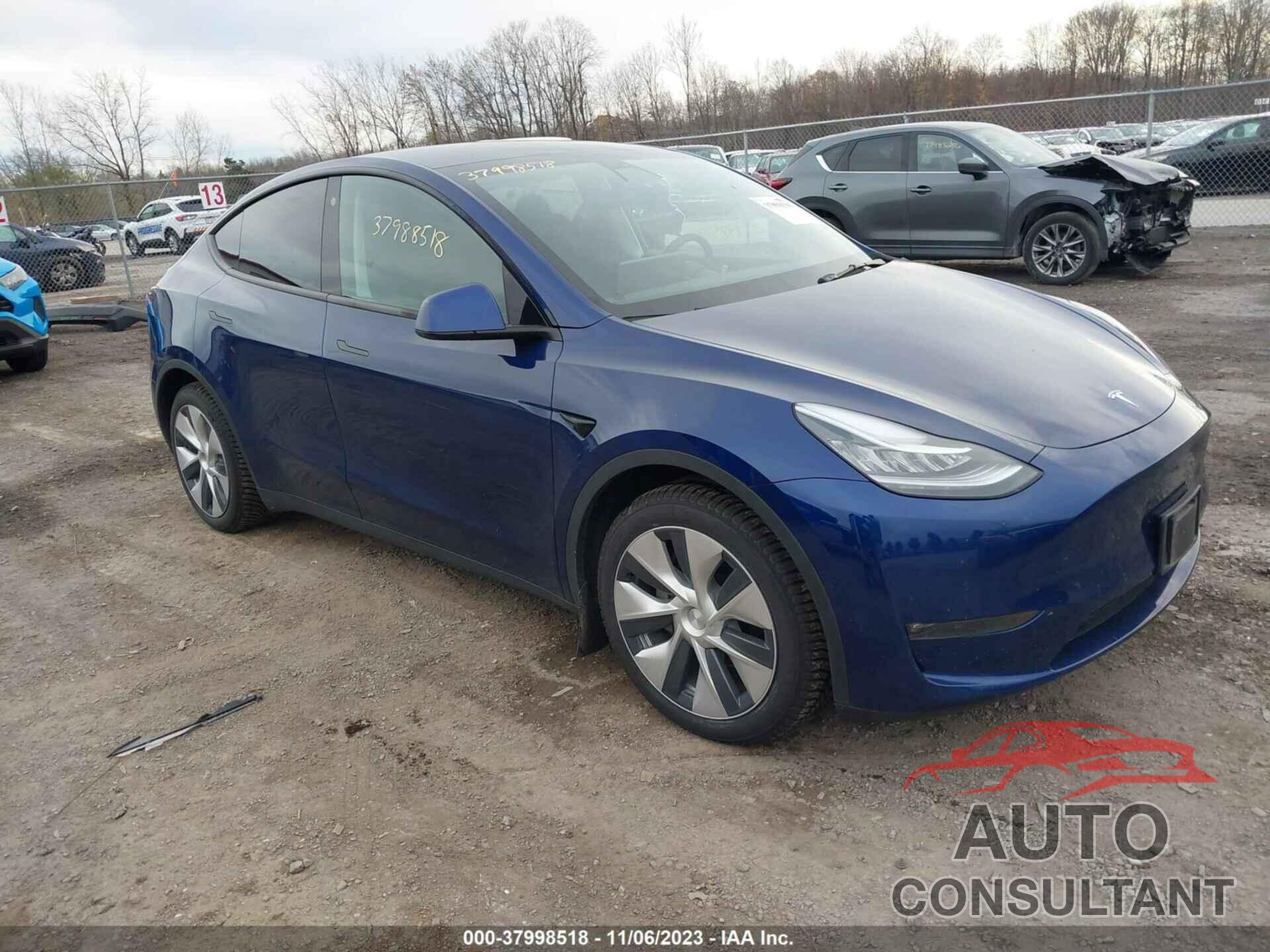 TESLA MODEL Y 2021 - 5YJYGAEE4MF255007