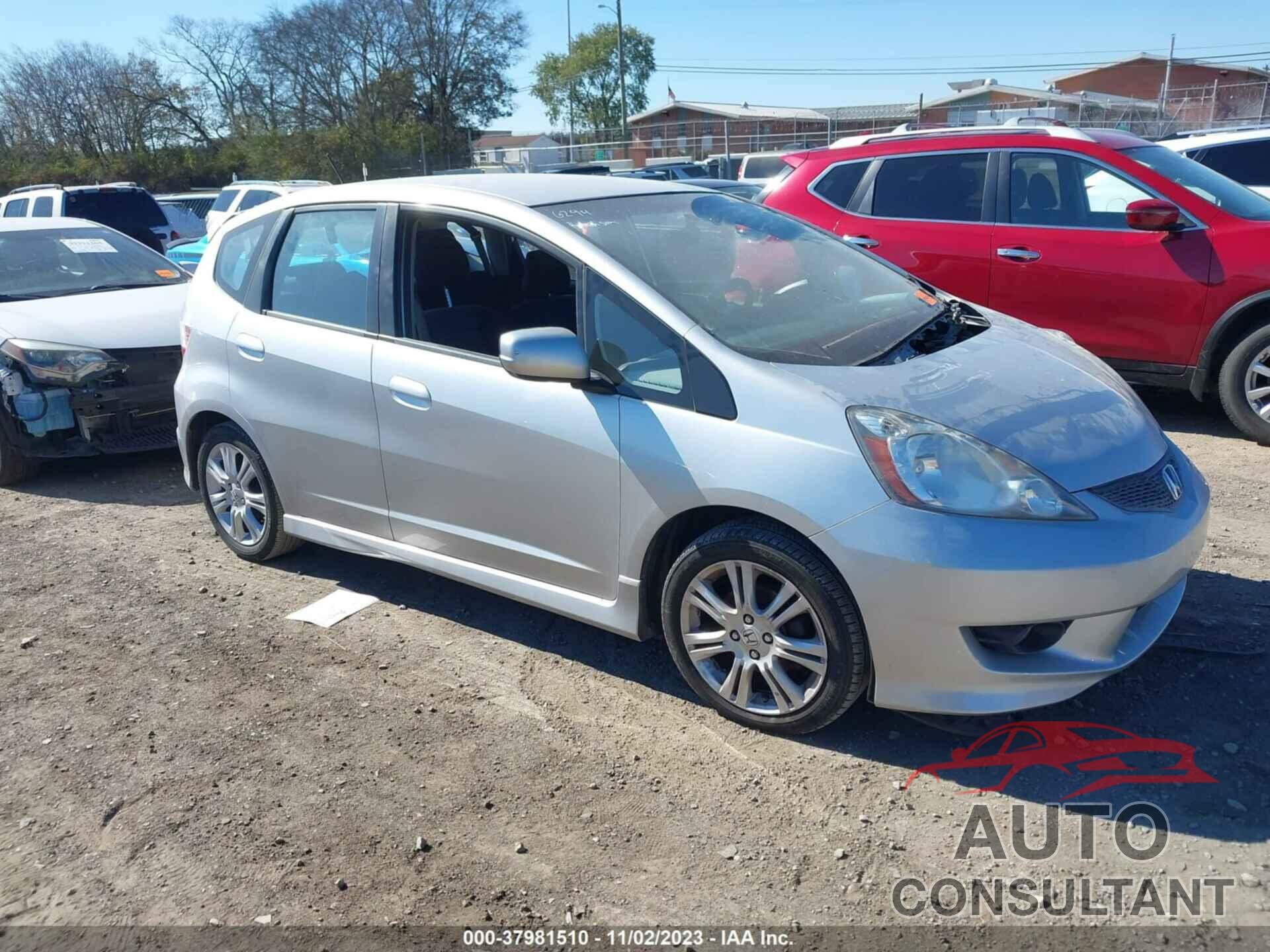 HONDA FIT 2011 - JHMGE8H5XBC015717