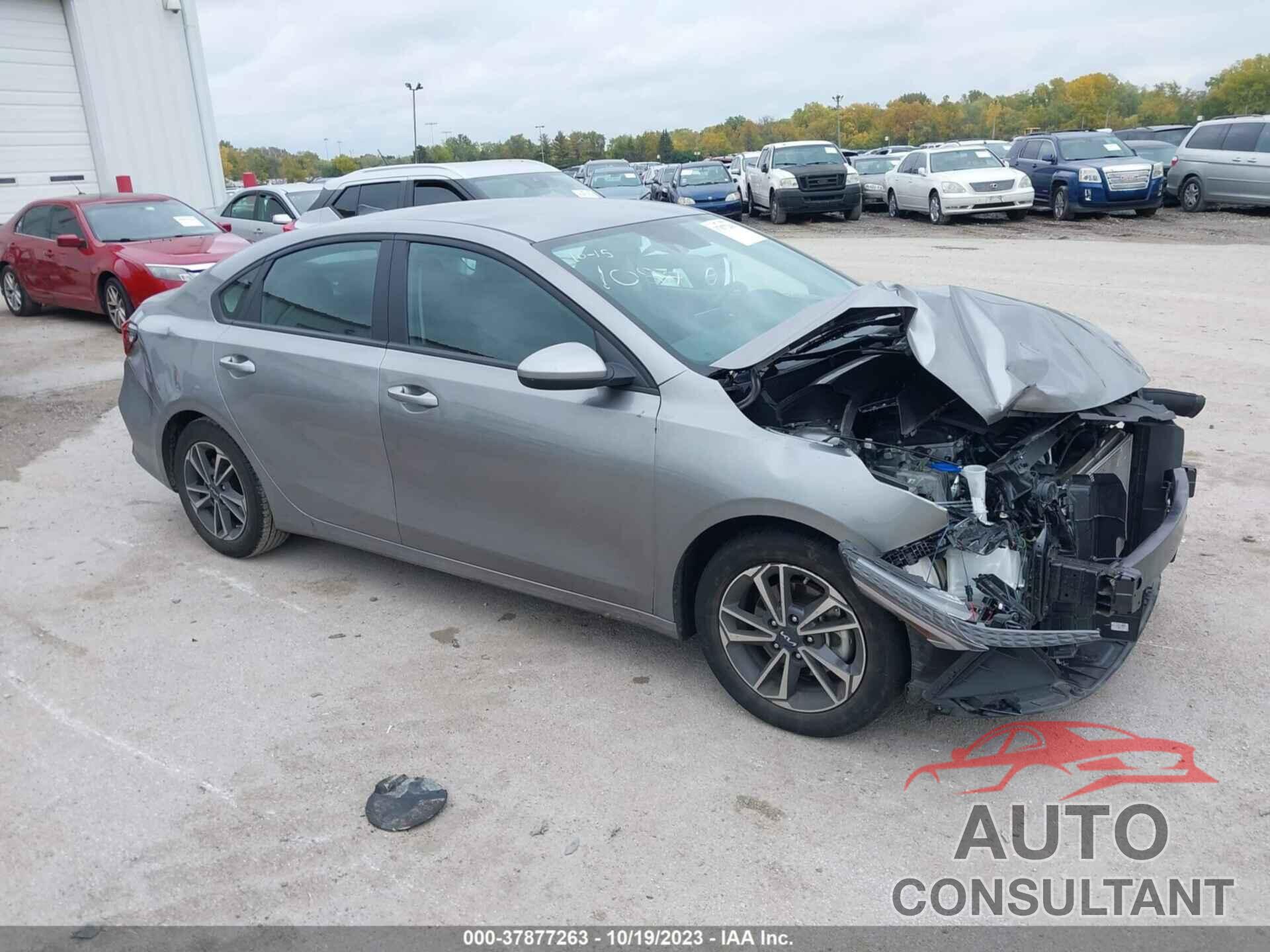 KIA FORTE 2023 - 3KPF24AD1PE595813