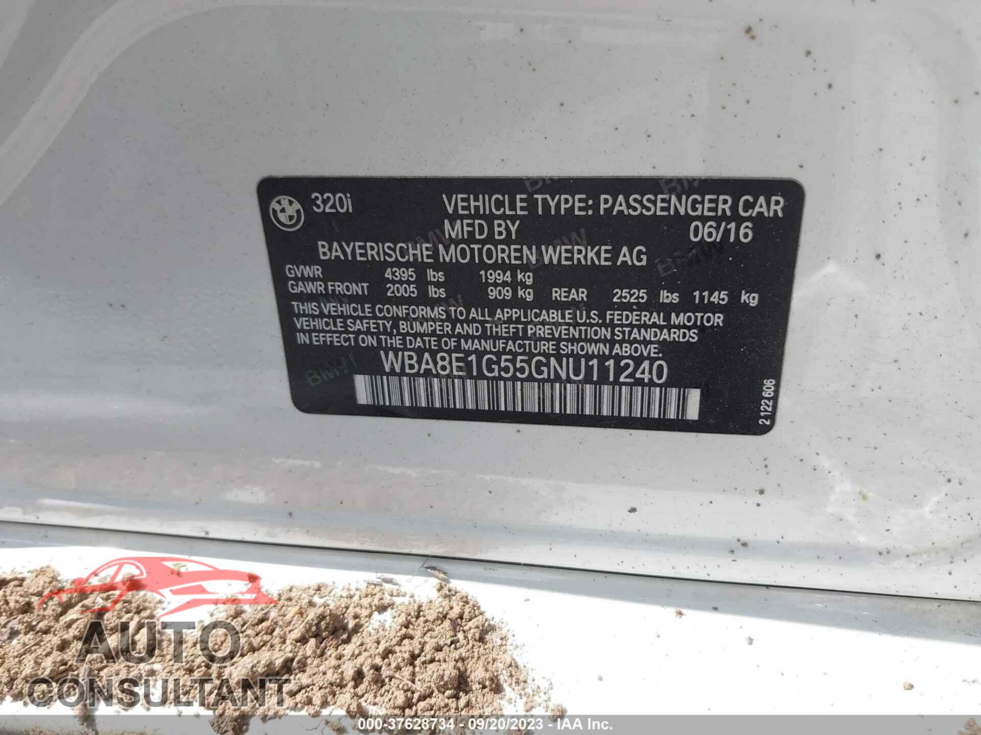 BMW 320I 2016 - WBA8E1G55GNU11240