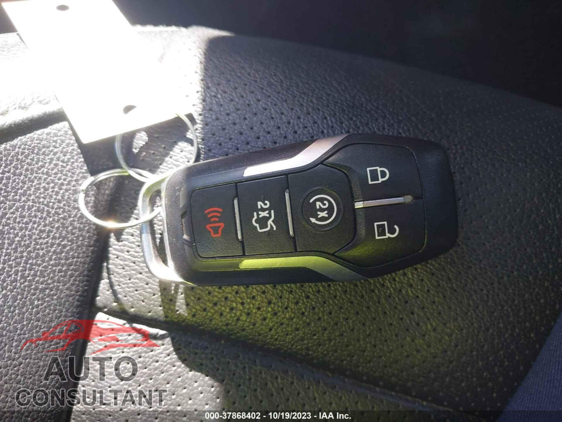 FORD MUSTANG 2017 - 1FA6P8CF6H5250190