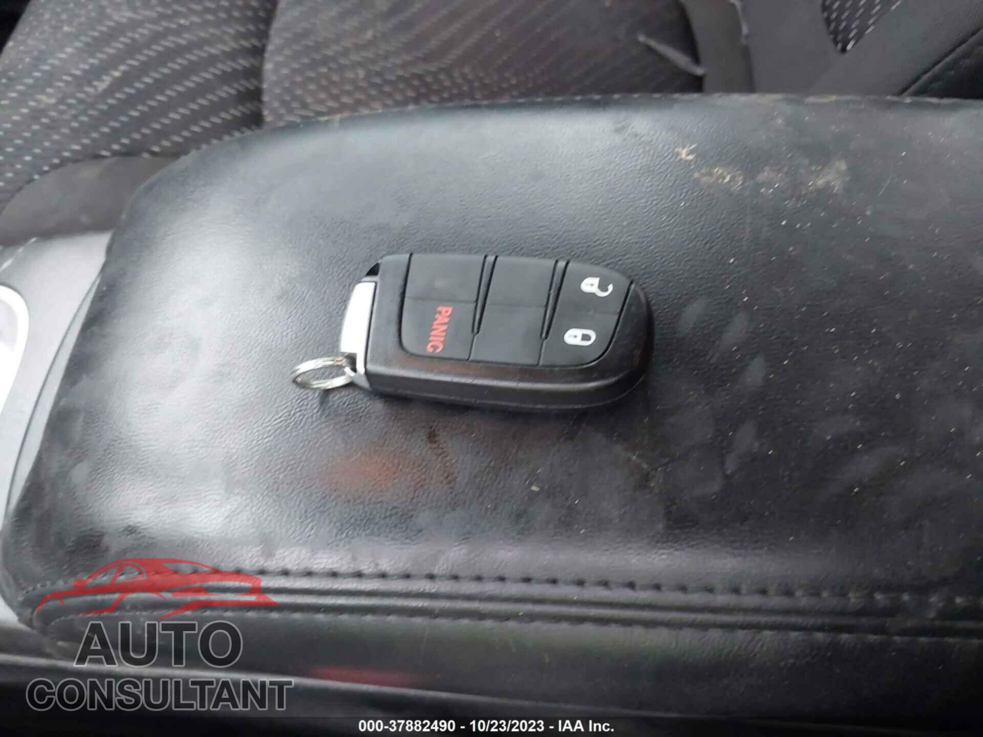 DODGE JOURNEY 2019 - 3C4PDCBB4KT837553