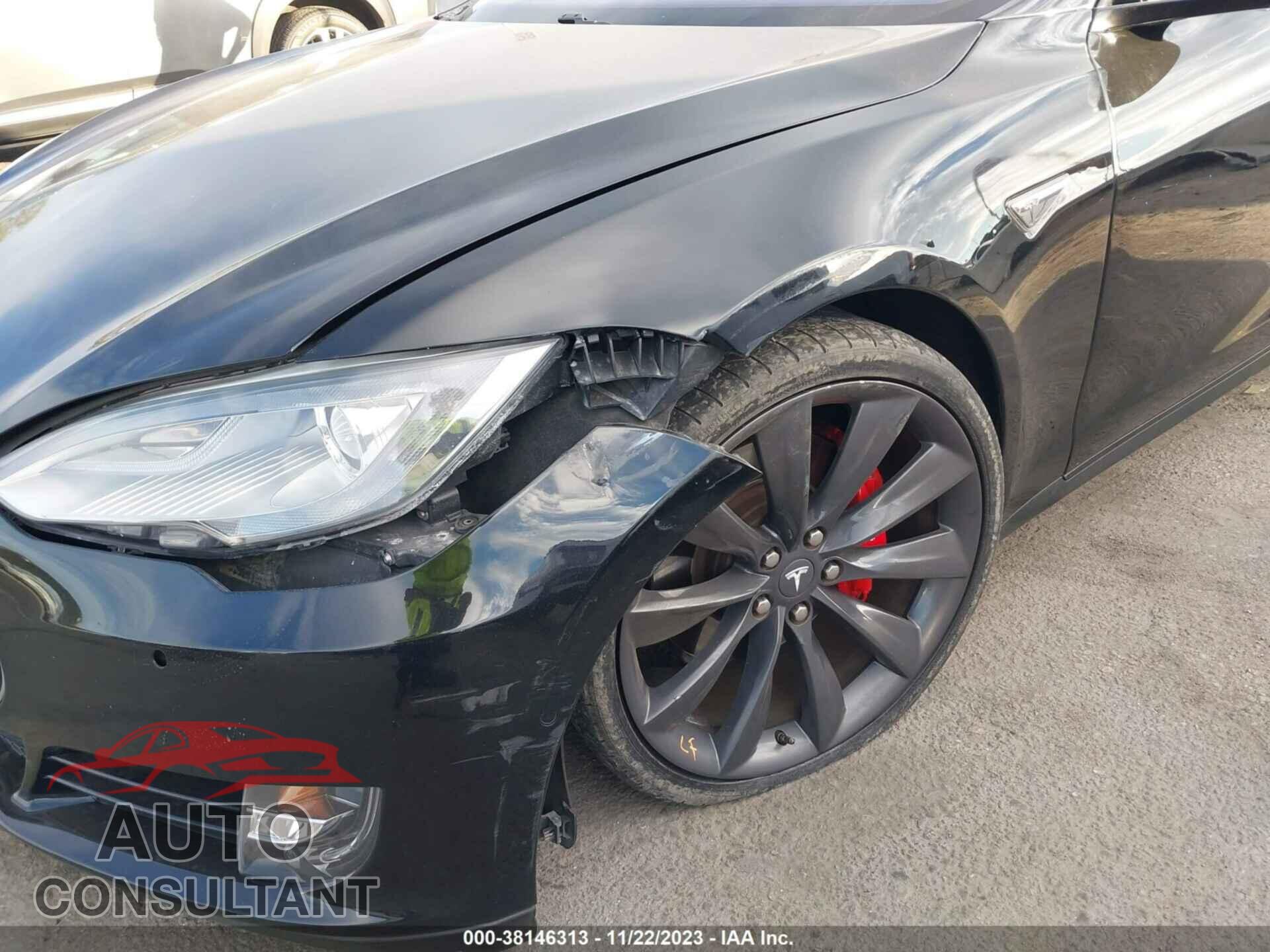 TESLA MODEL S 2015 - 5YJSA1V4XFF098939