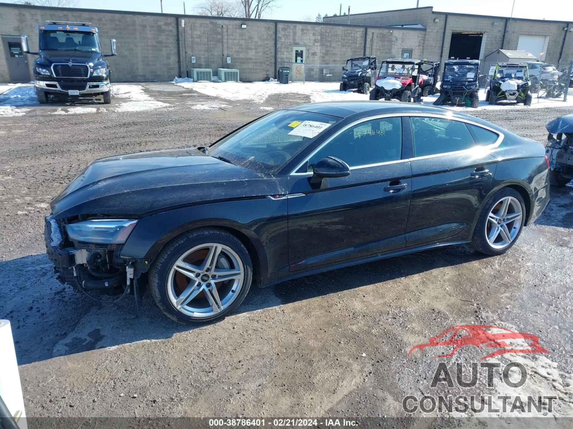 AUDI A5 2021 - WAUDACF59MA057216