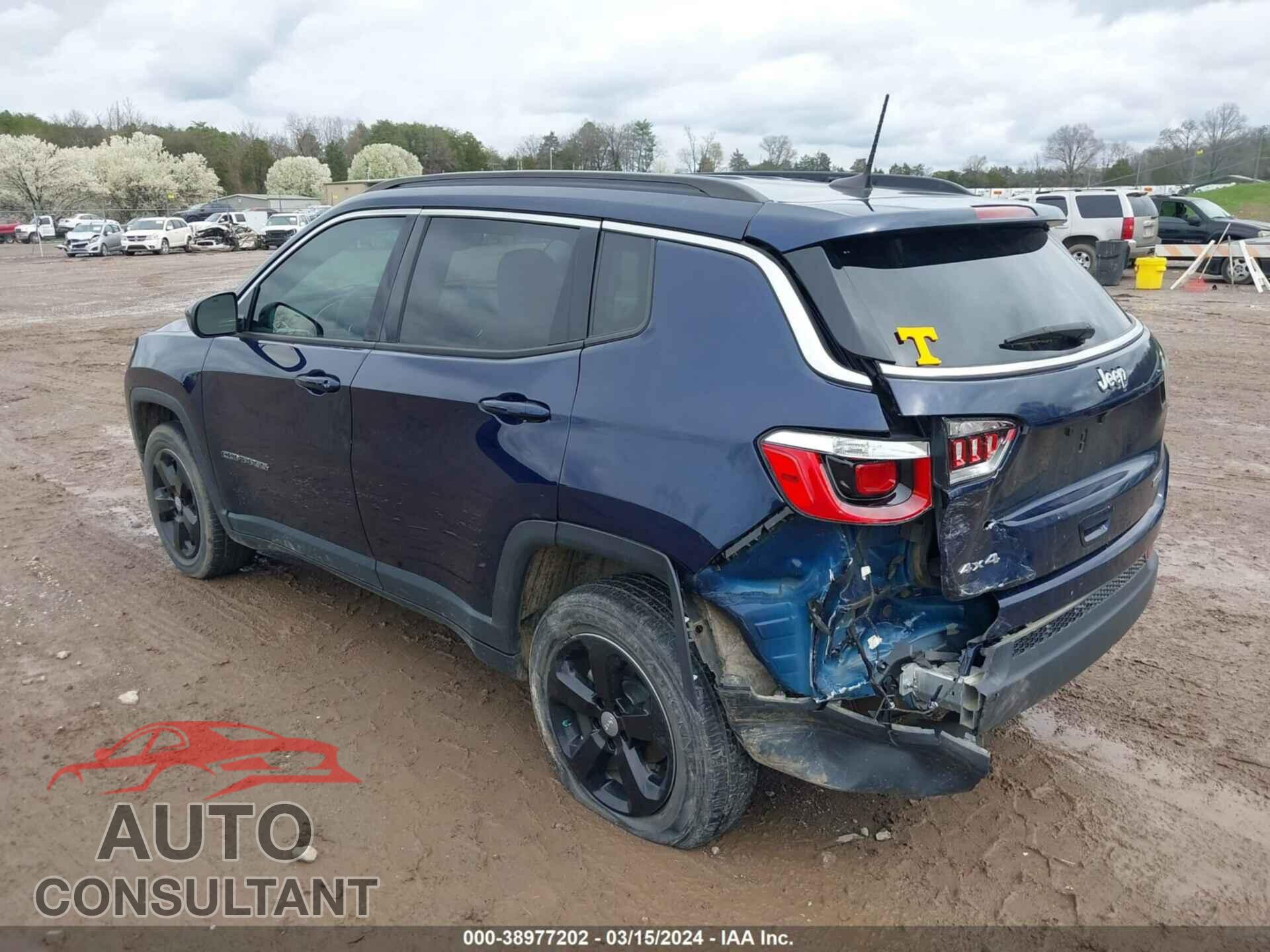 JEEP COMPASS 2018 - 3C4NJDBB8JT483072