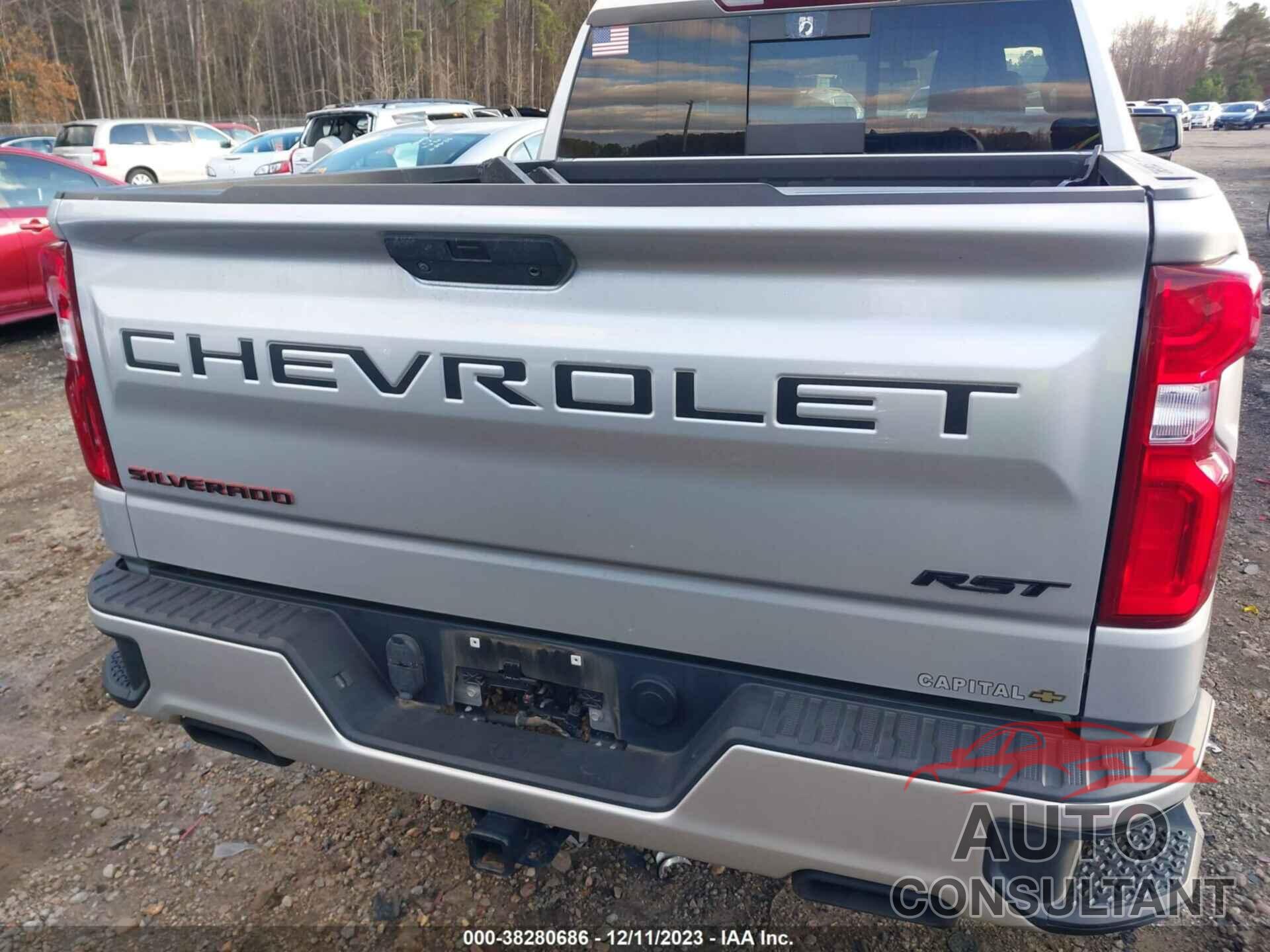 CHEVROLET SILVERADO 1500 2021 - 1GCUYEED5MZ297707