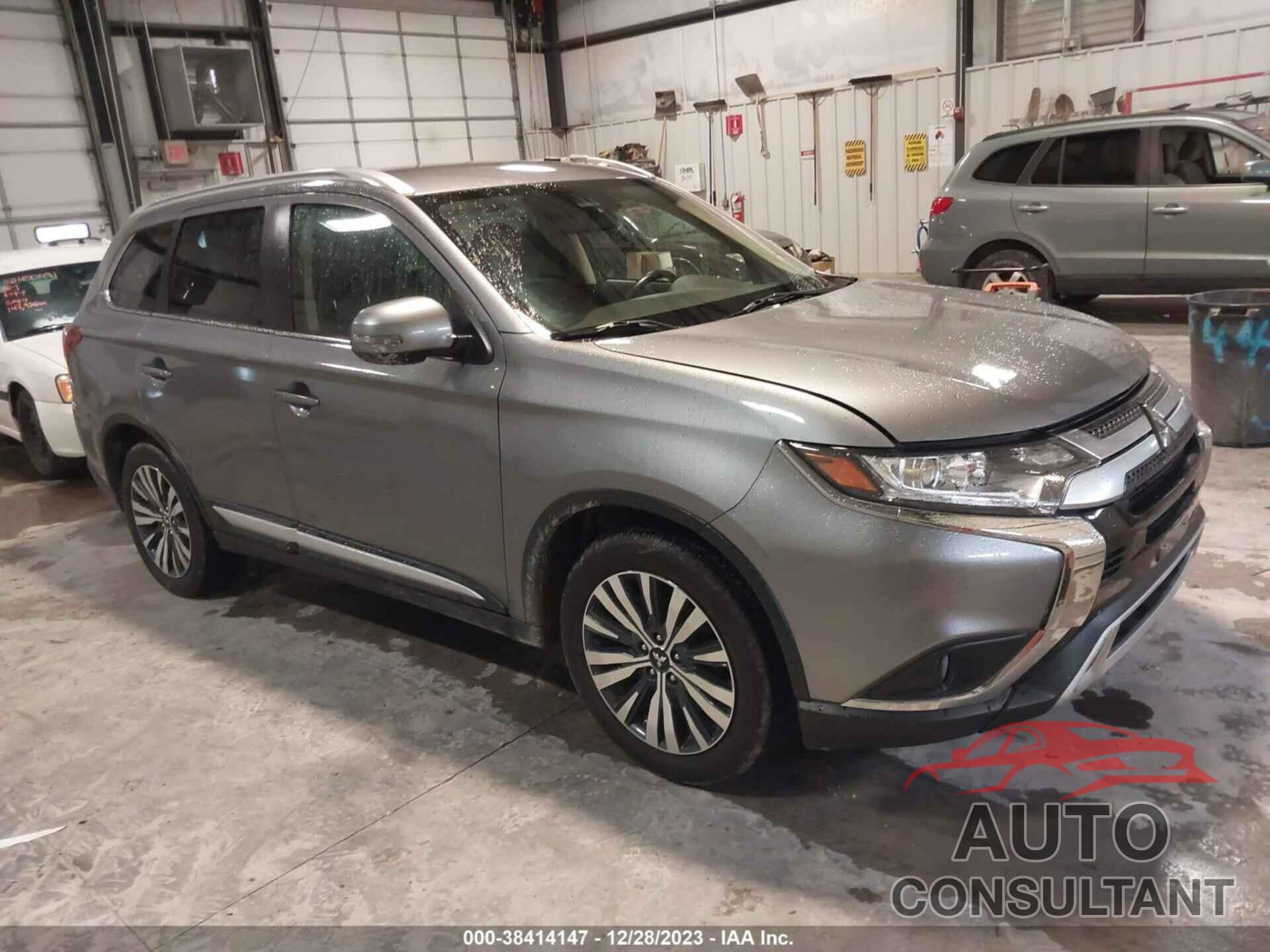 MITSUBISHI OUTLANDER 2020 - JA4AD3A32LJ001694