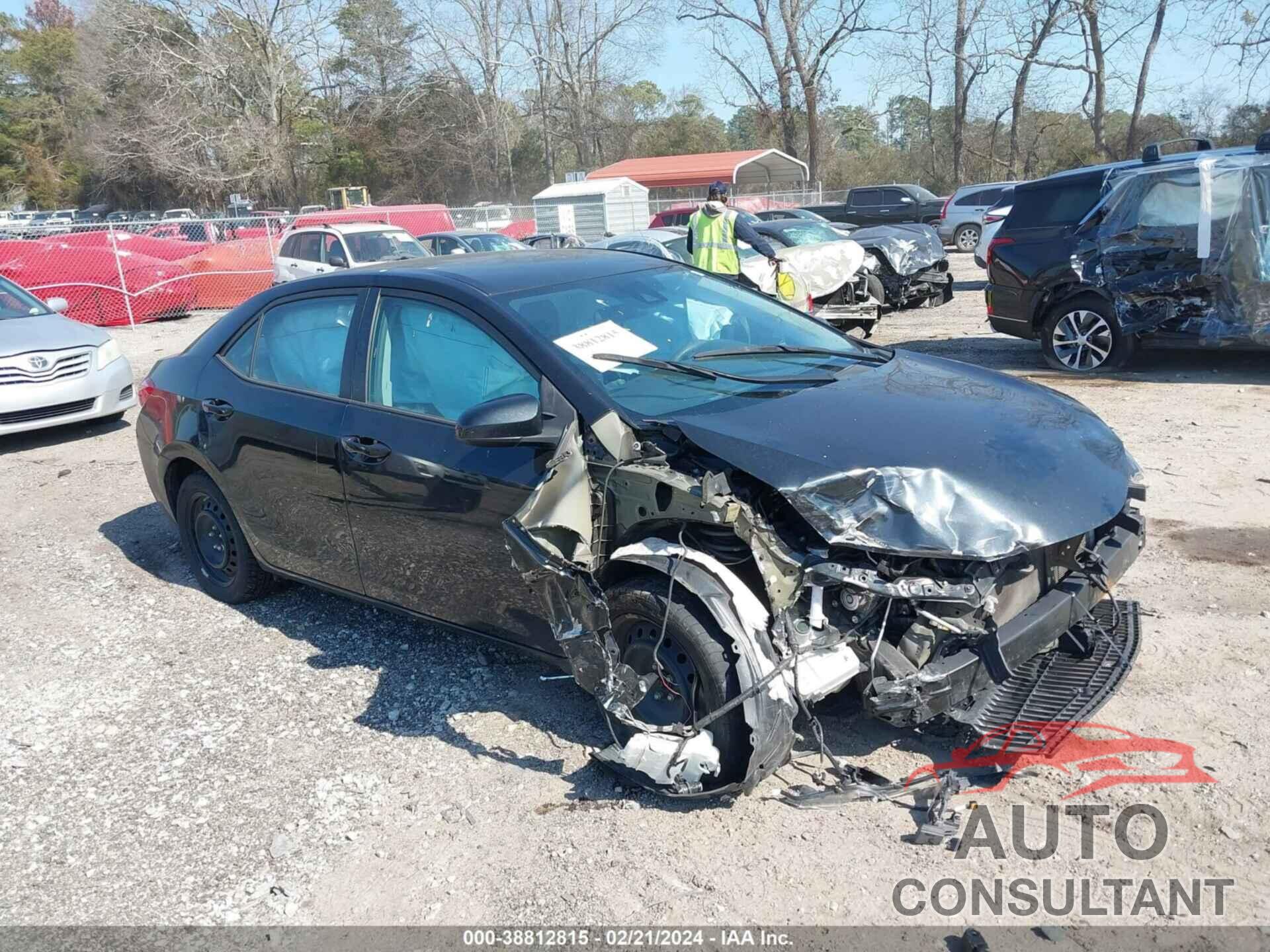 TOYOTA COROLLA 2019 - 5YFBURHE7KP949247