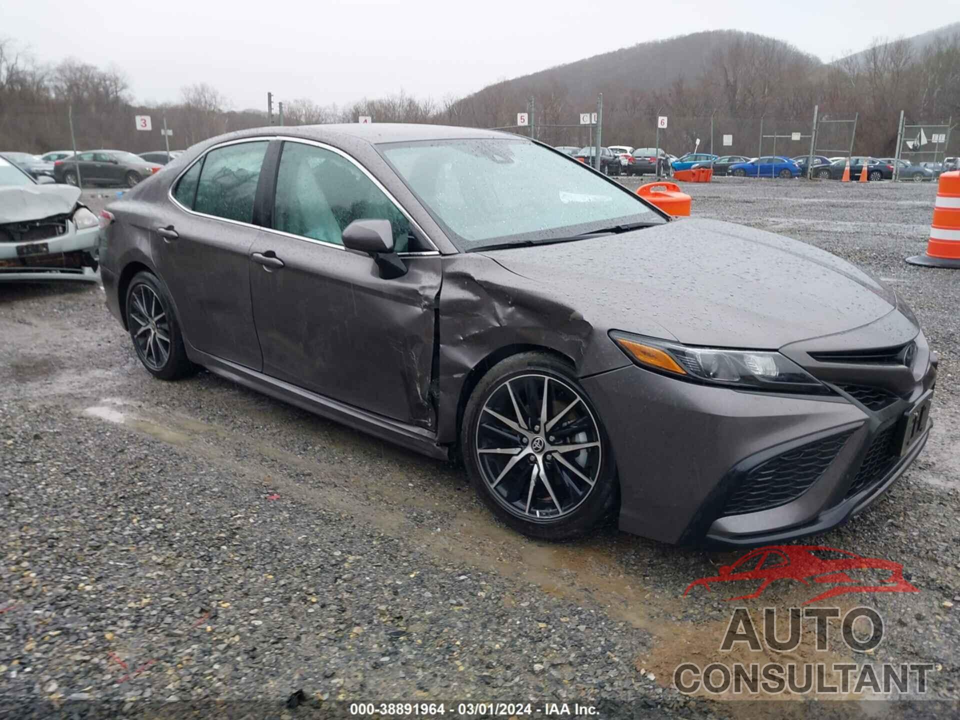 TOYOTA CAMRY 2023 - 4T1G11AK4PU153934