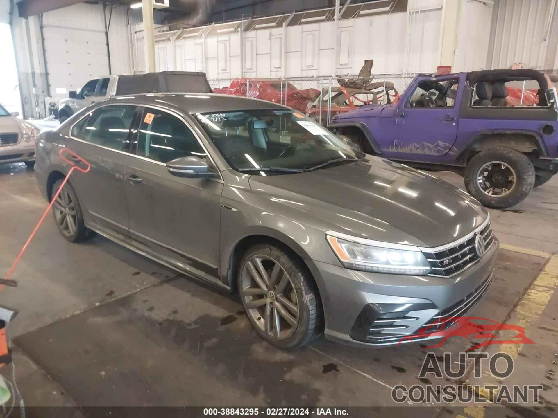 VOLKSWAGEN PASSAT 2017 - 1VWDT7A35HC022092