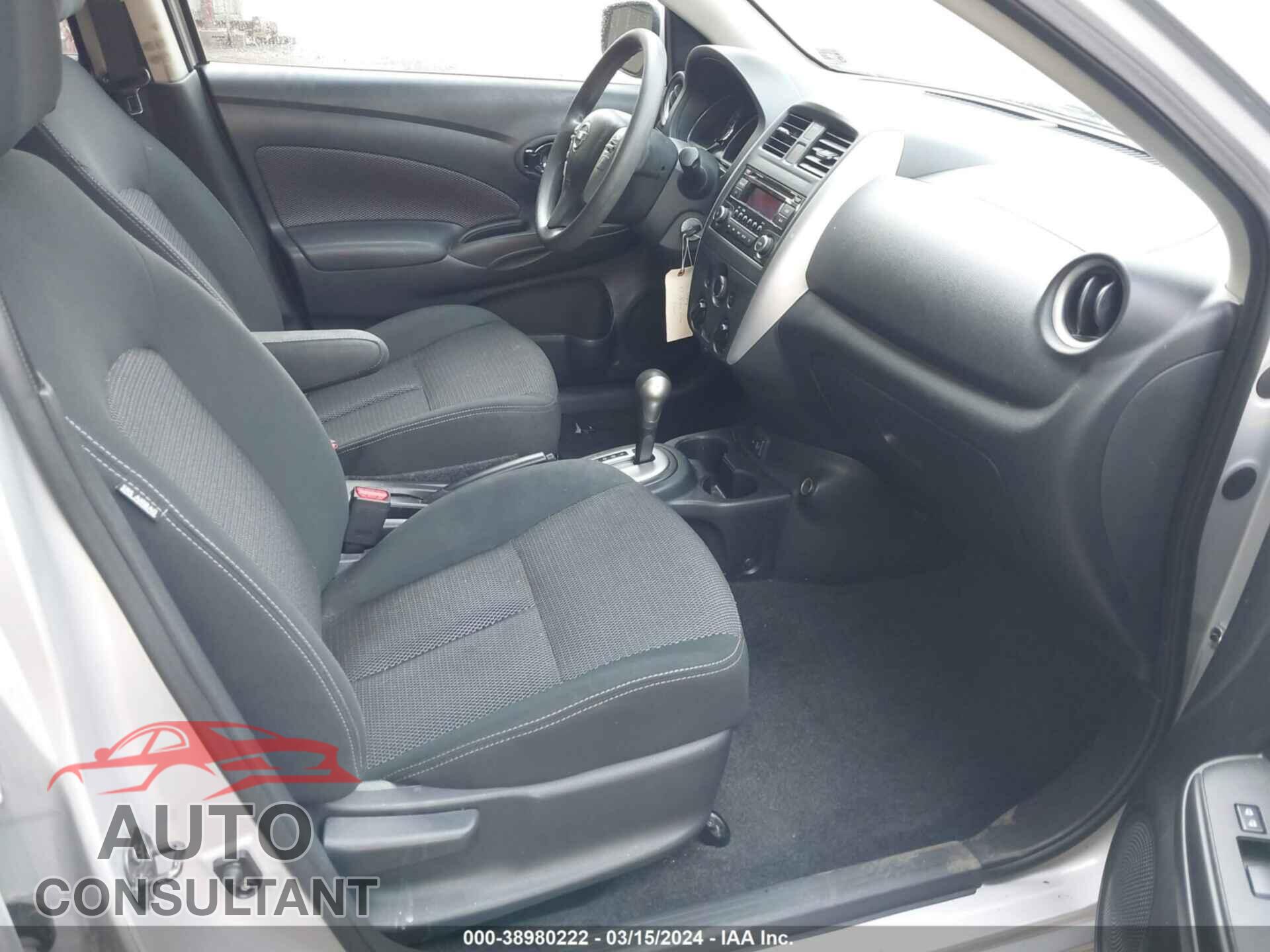 NISSAN VERSA 2017 - 3N1CN7AP3HL875755