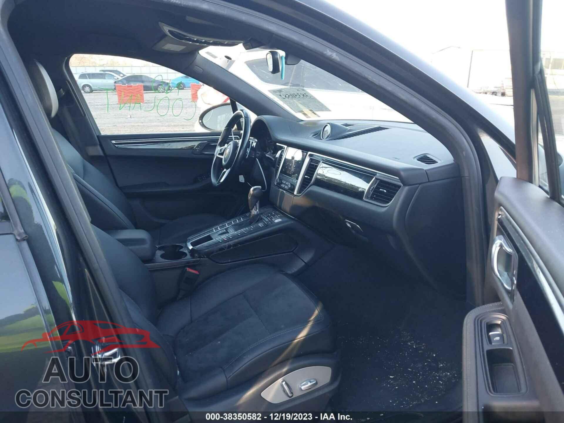 PORSCHE MACAN 2017 - WP1AA2A50HLB83027