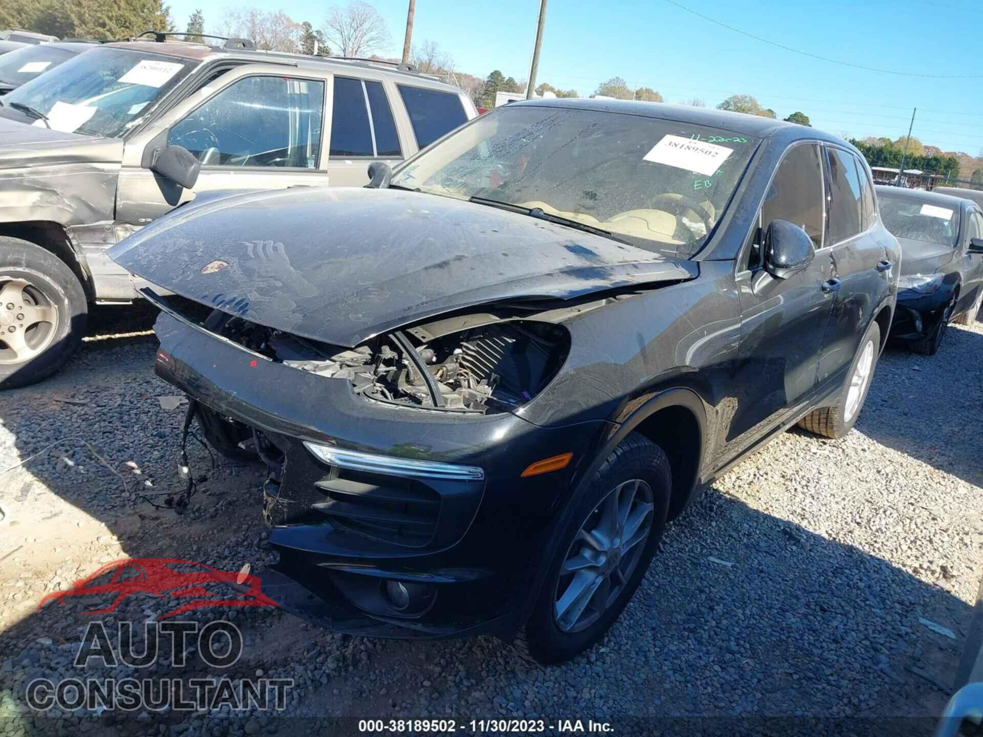 PORSCHE CAYENNE 2017 - WP1AA2A27HKA89478