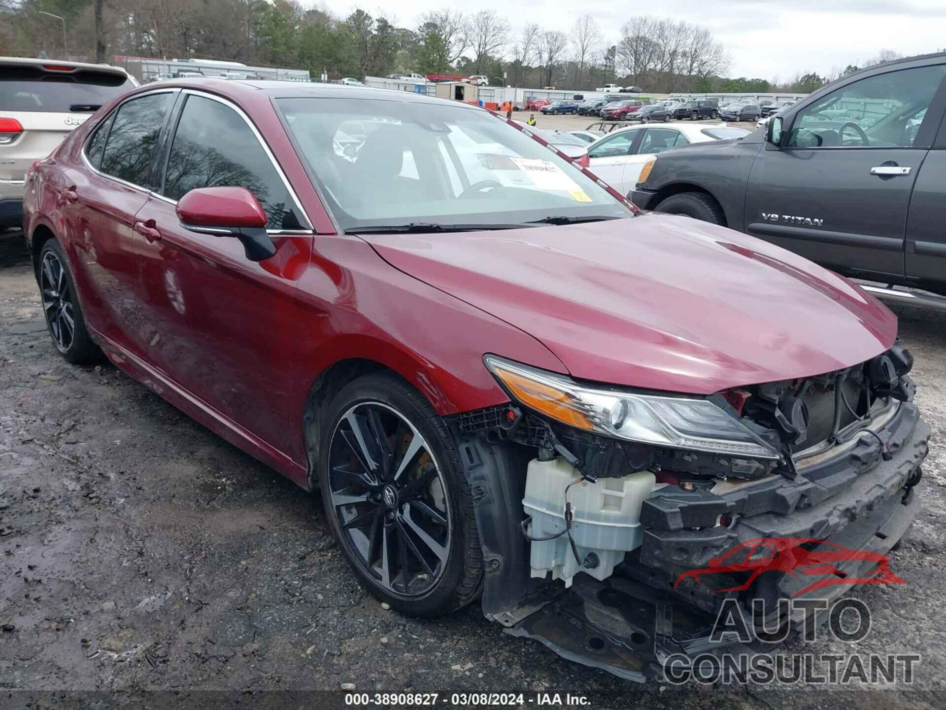 TOYOTA CAMRY 2018 - 4T1B61HK2JU528728