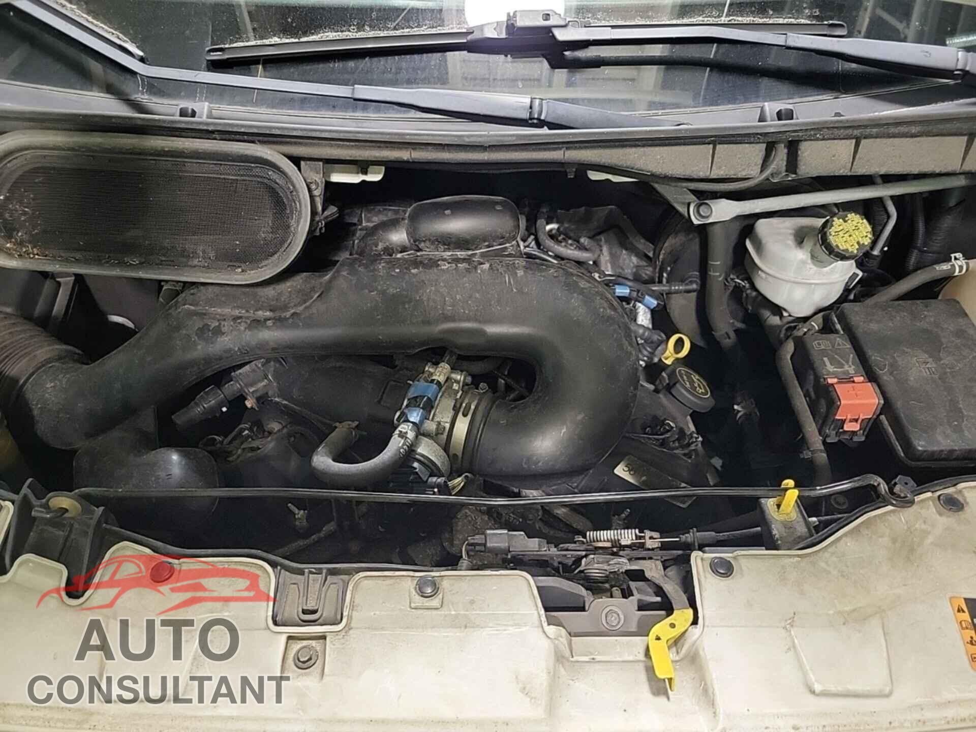 FORD TRANSIT 2018 - 1FTYR2CM1JKA73886