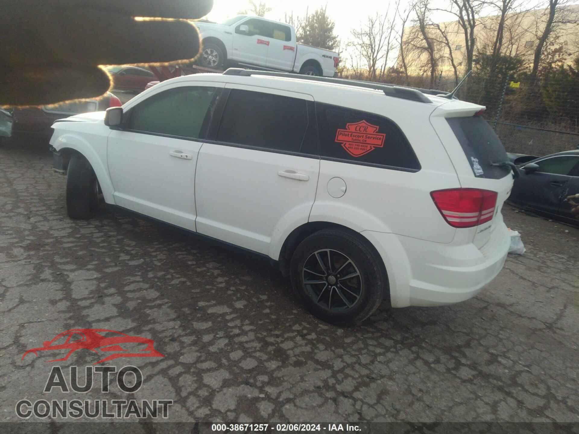 DODGE JOURNEY 2017 - 3C4PDCAB0HT662244