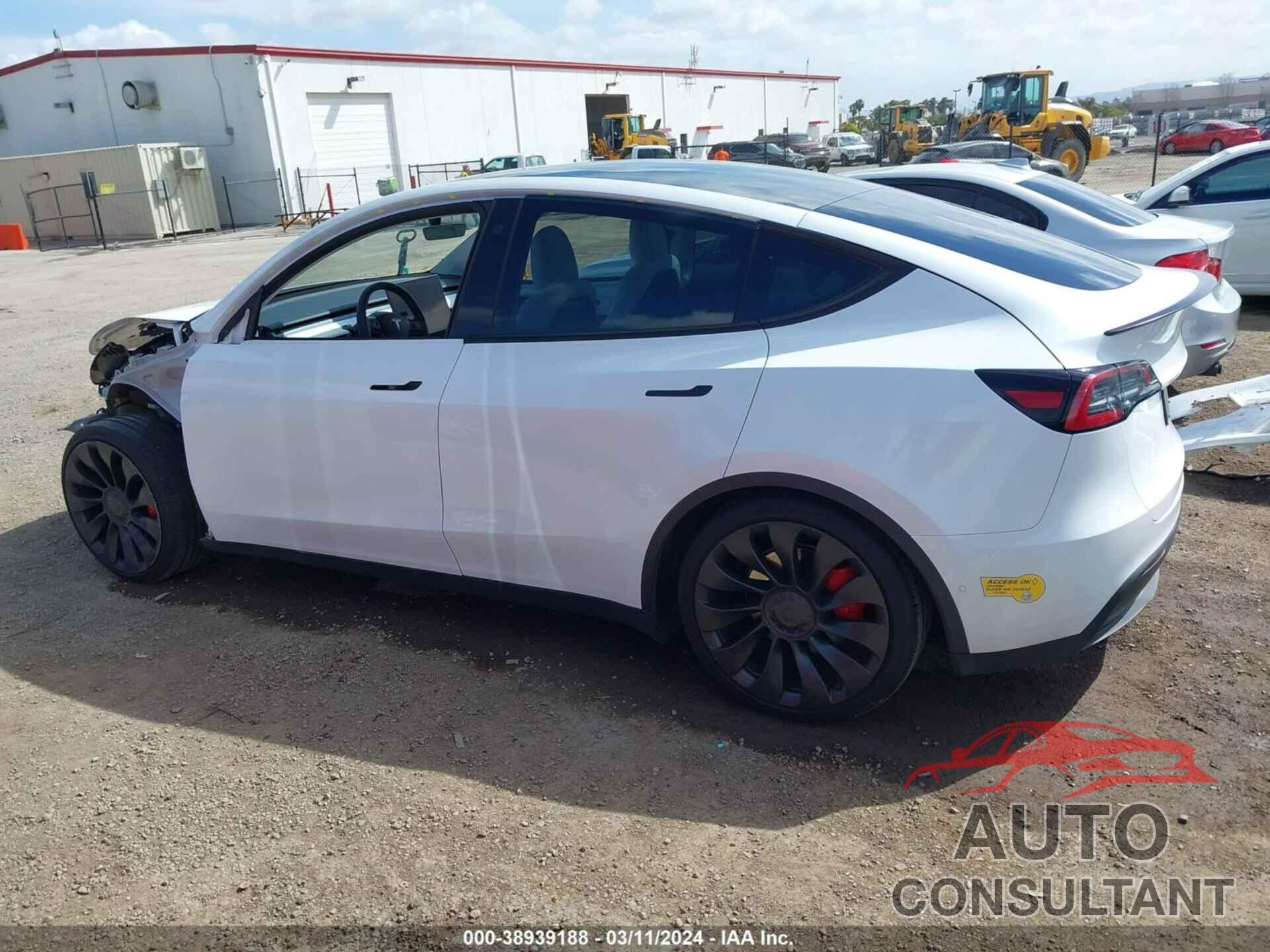 TESLA MODEL Y 2022 - 7SAYGDEF6NF467180