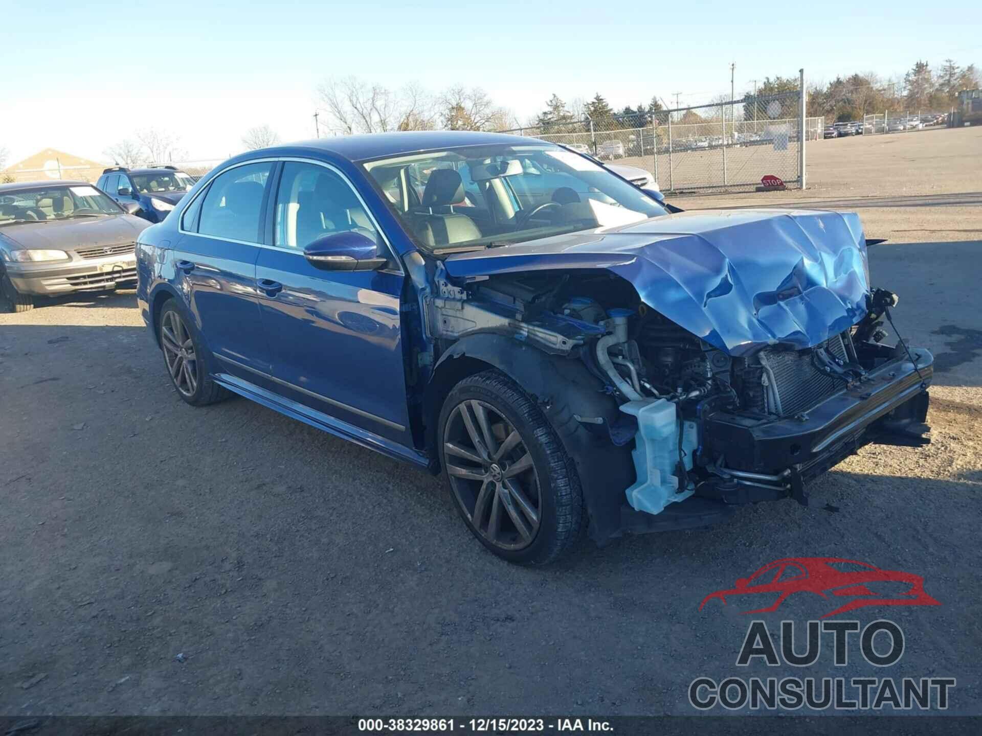 VOLKSWAGEN PASSAT 2017 - 1VWDT7A33HC038307