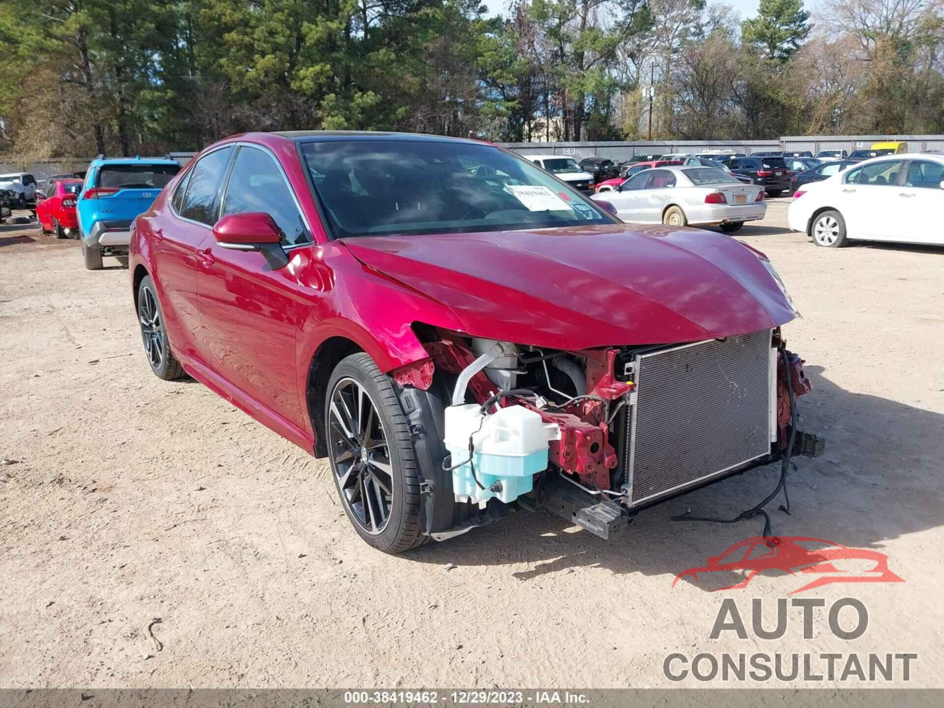 TOYOTA CAMRY 2018 - 4T1BZ1HK0JU503897