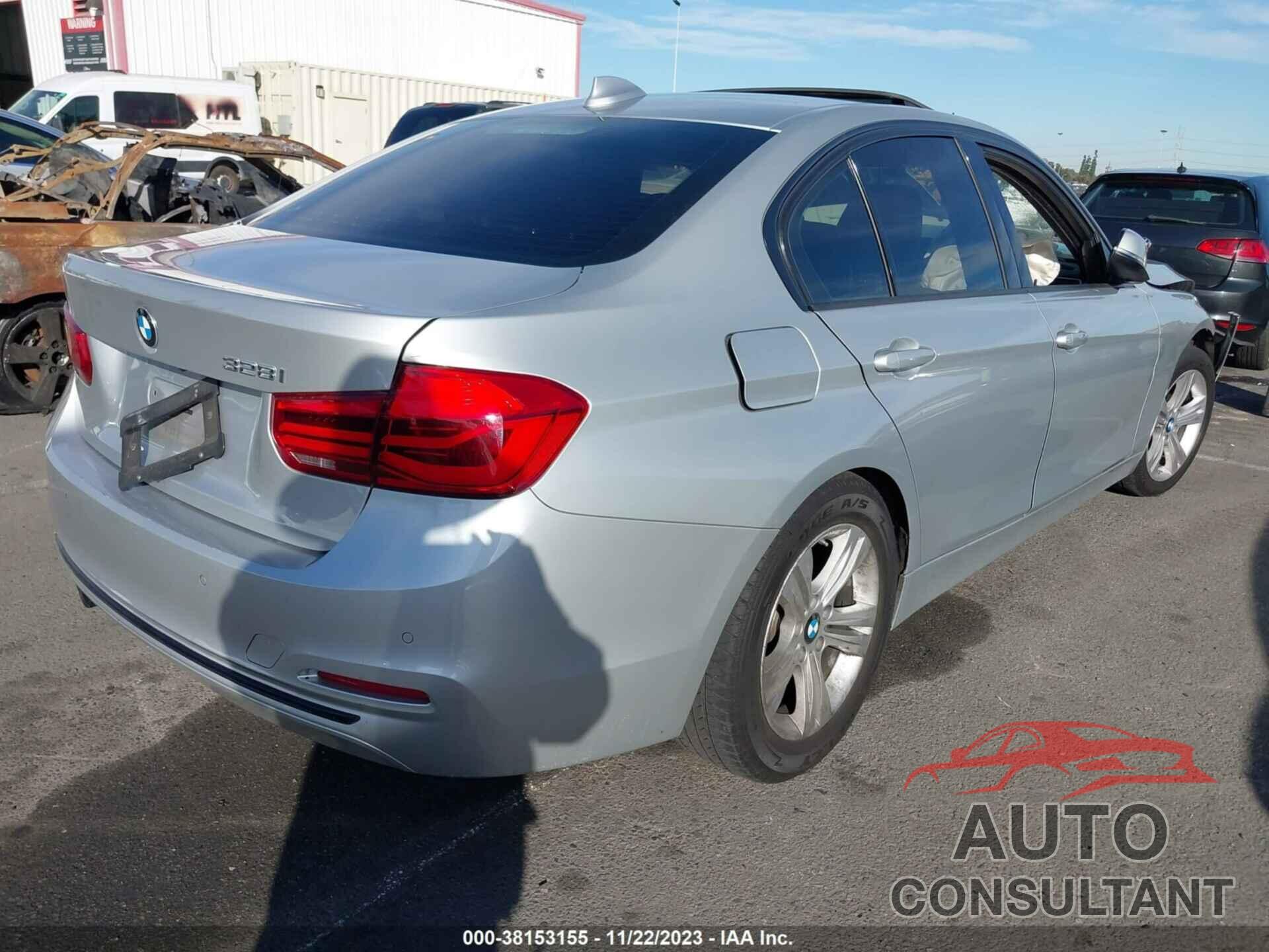 BMW 328I 2016 - WBA8E9G58GNU30511