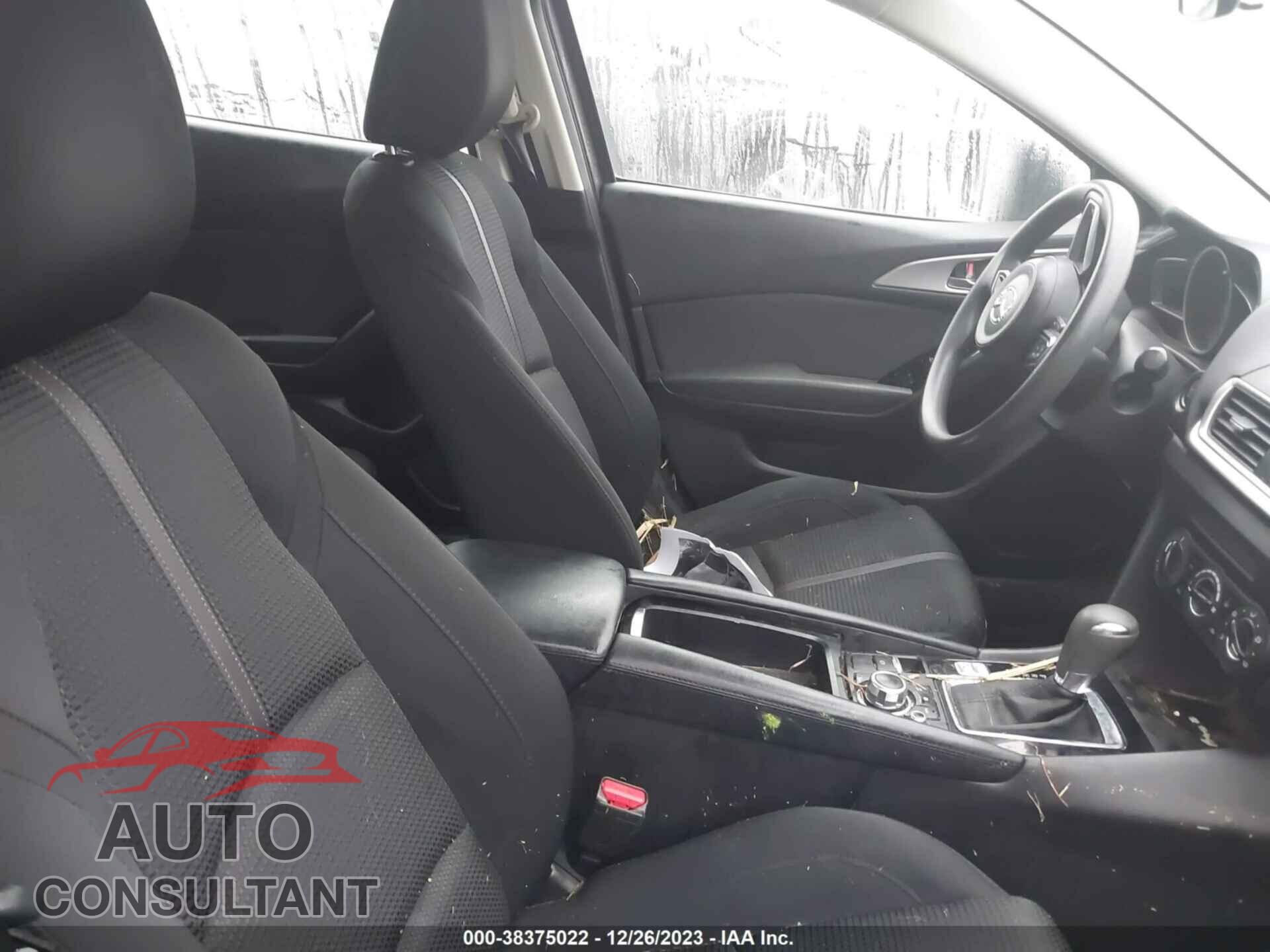 MAZDA MAZDA3 2017 - 3MZBN1U72HM113848