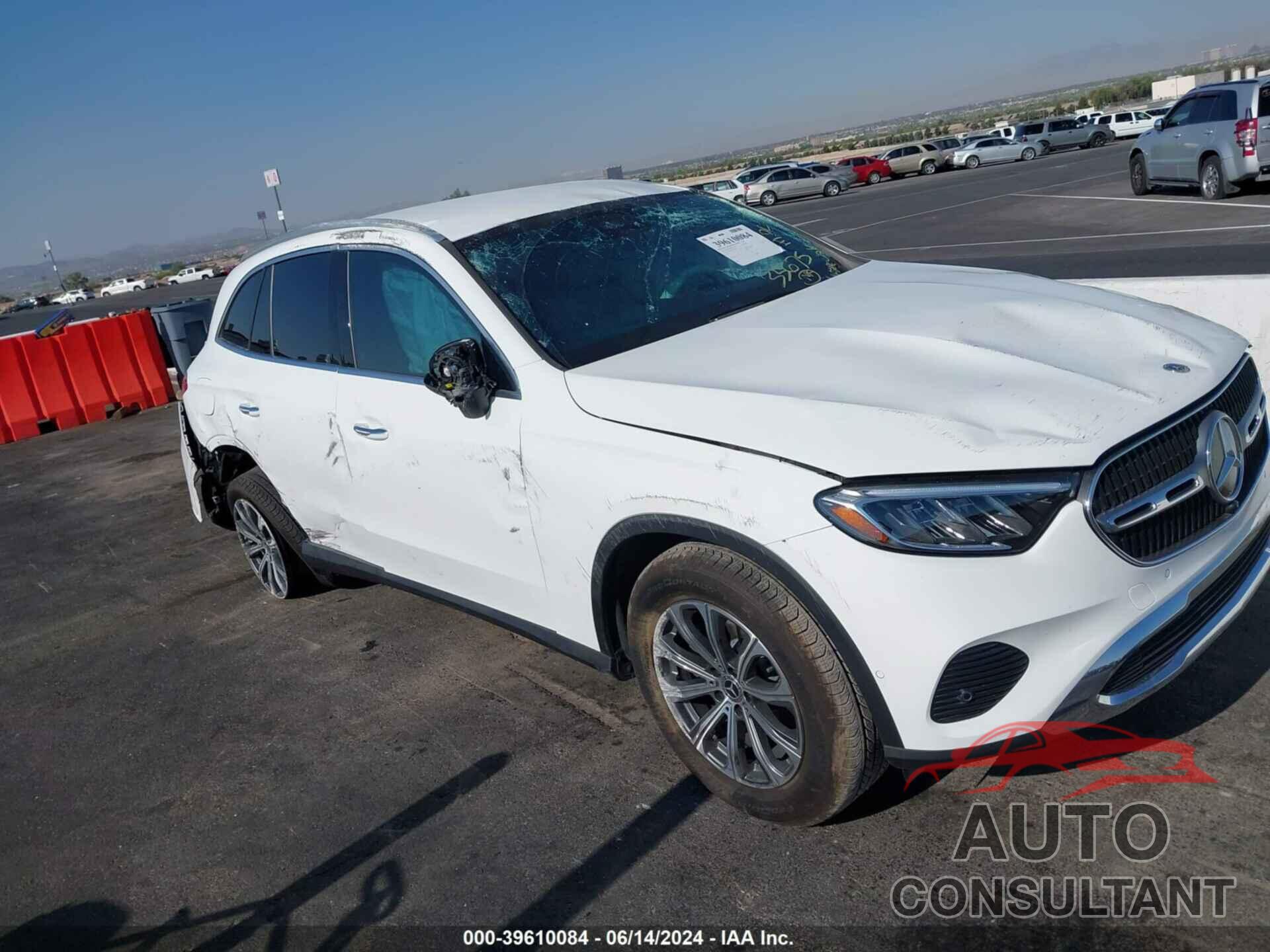 MERCEDES-BENZ GLC 300 2024 - W1NKM4GB0RU040864