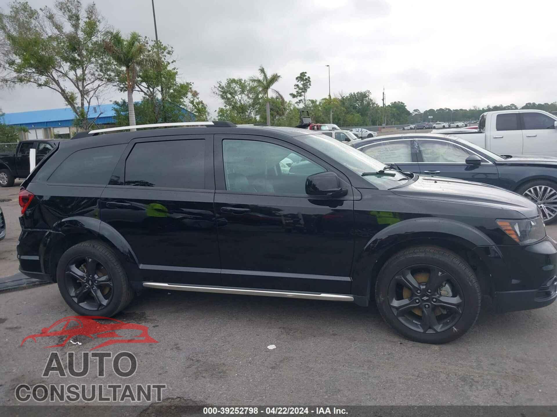 DODGE JOURNEY 2020 - 3C4PDCGB5LT266830