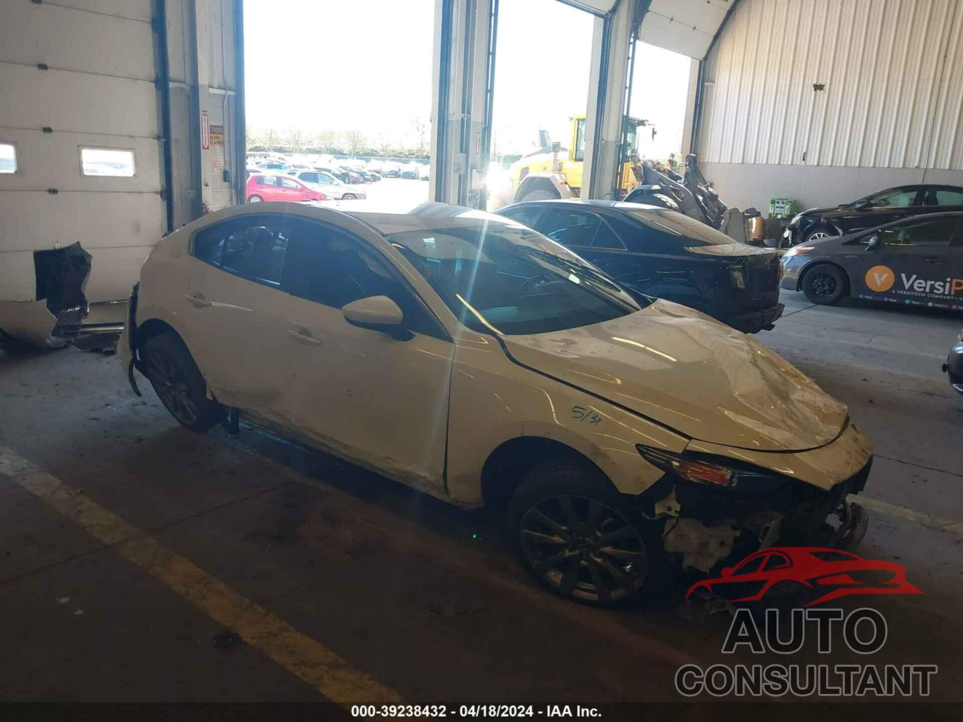 MAZDA MAZDA3 2019 - 3MZBPADL8KM108166