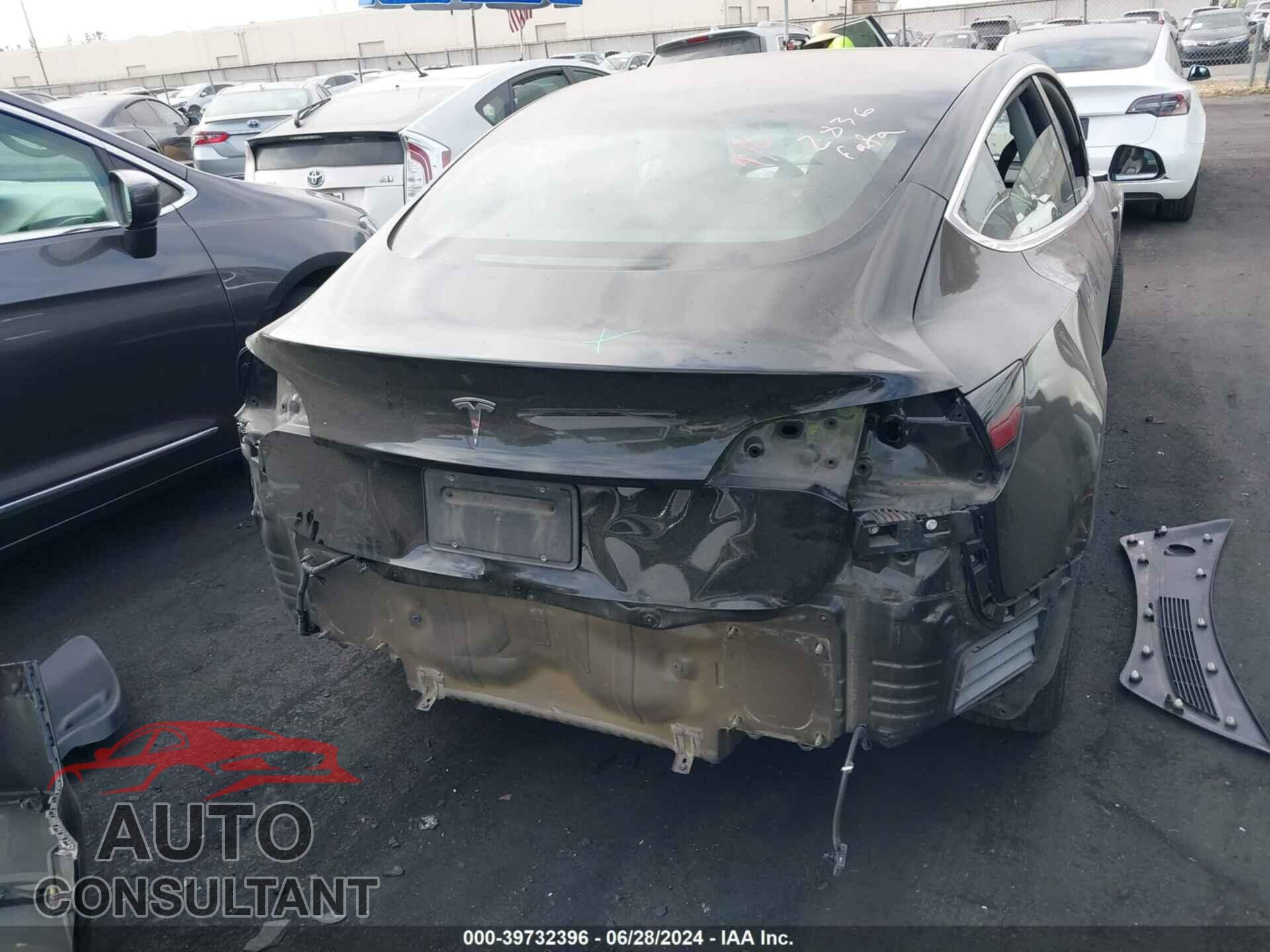 TESLA MODEL 3 2019 - 5YJ3E1EA4KF361872