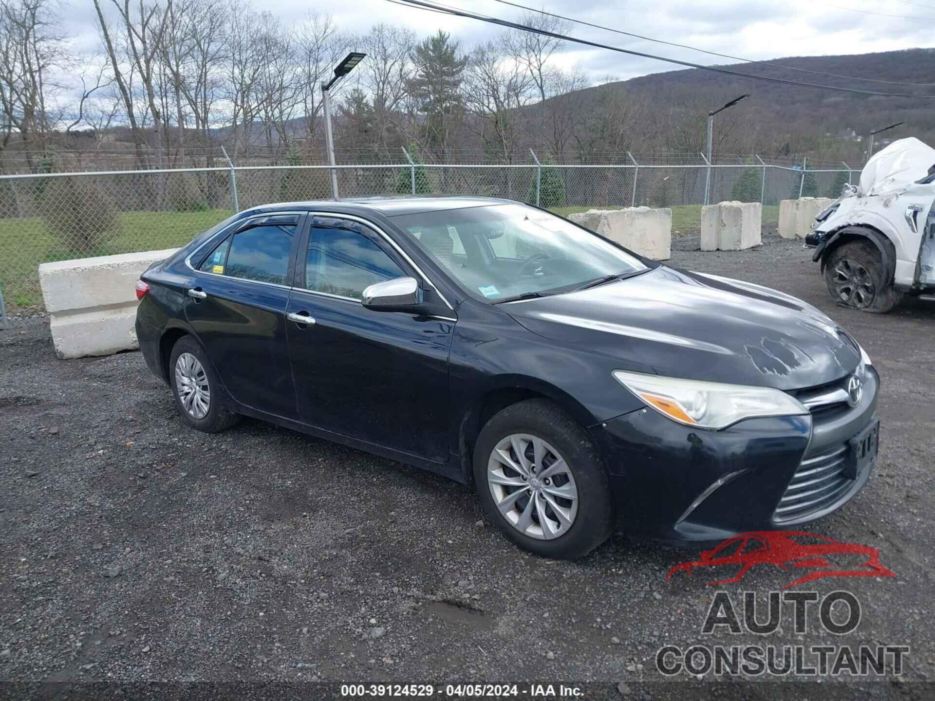 TOYOTA CAMRY 2016 - 4T4BF1FK7GR535384