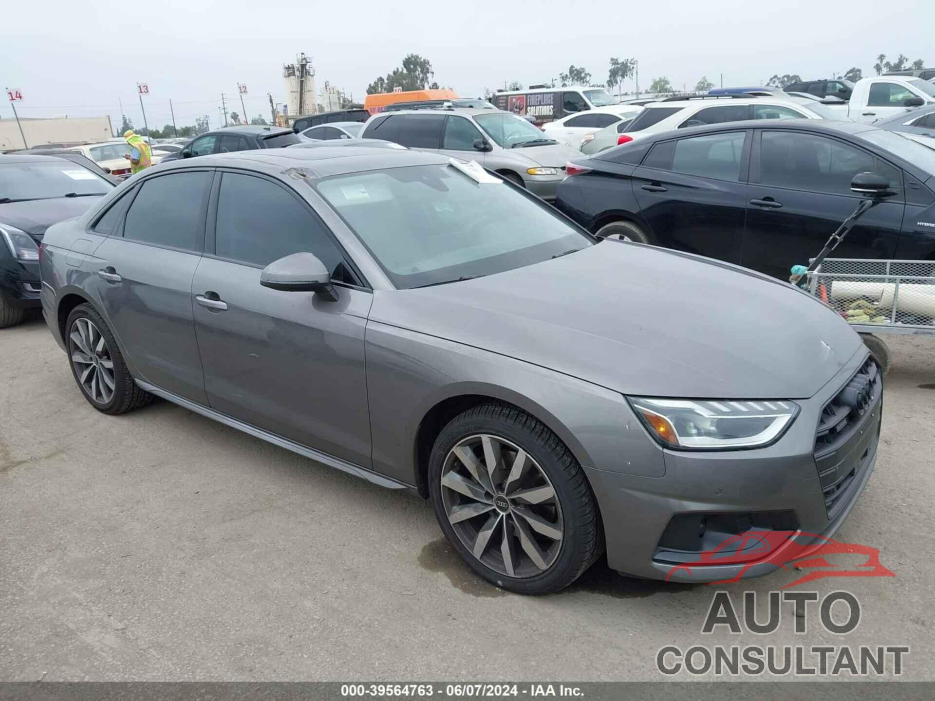 AUDI A4 2022 - WAUBBAF4XNA037879