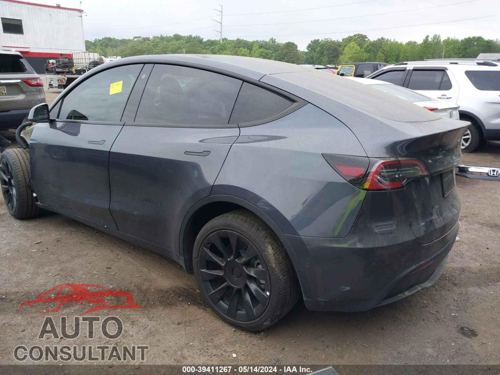 TESLA MODEL Y 2022 - 7SAYGAEE7NF515744