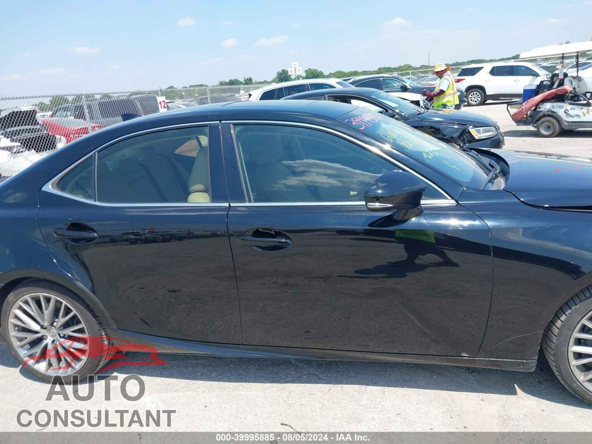 LEXUS IS 200T 2016 - JTHBA1D2XG5017391