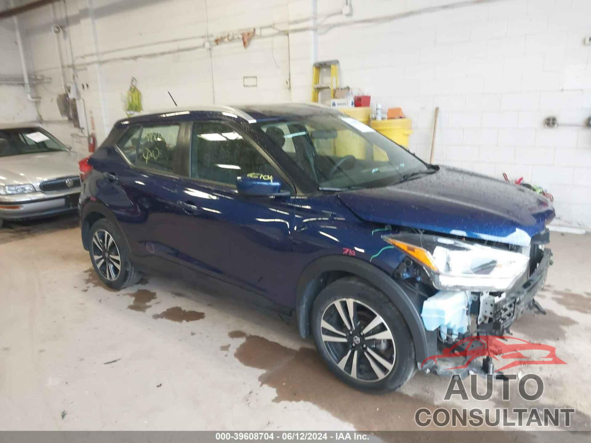 NISSAN KICKS 2018 - 3N1CP5CU3JL525498