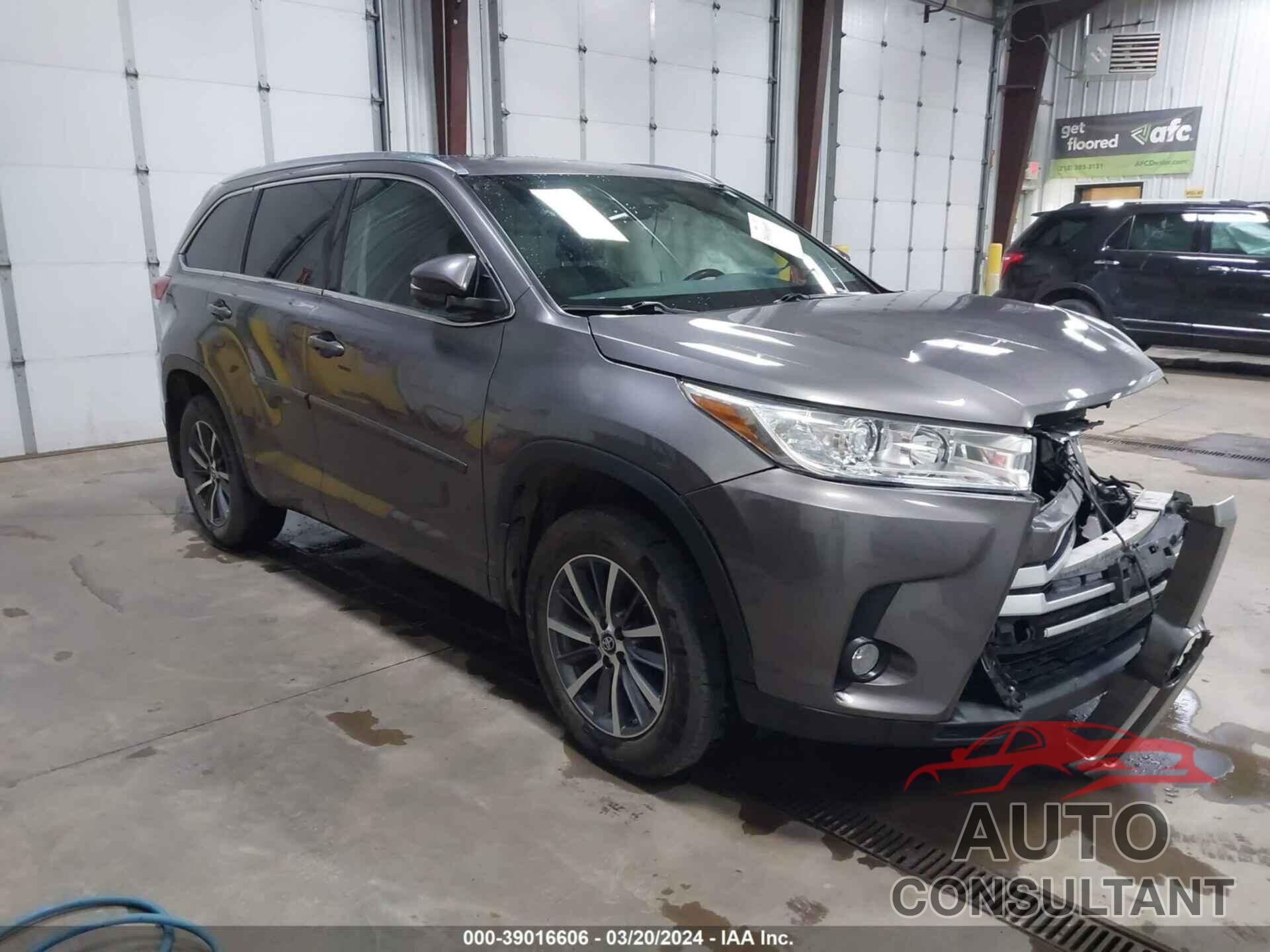 TOYOTA HIGHLANDER 2017 - 5TDJZRFH6HS448988