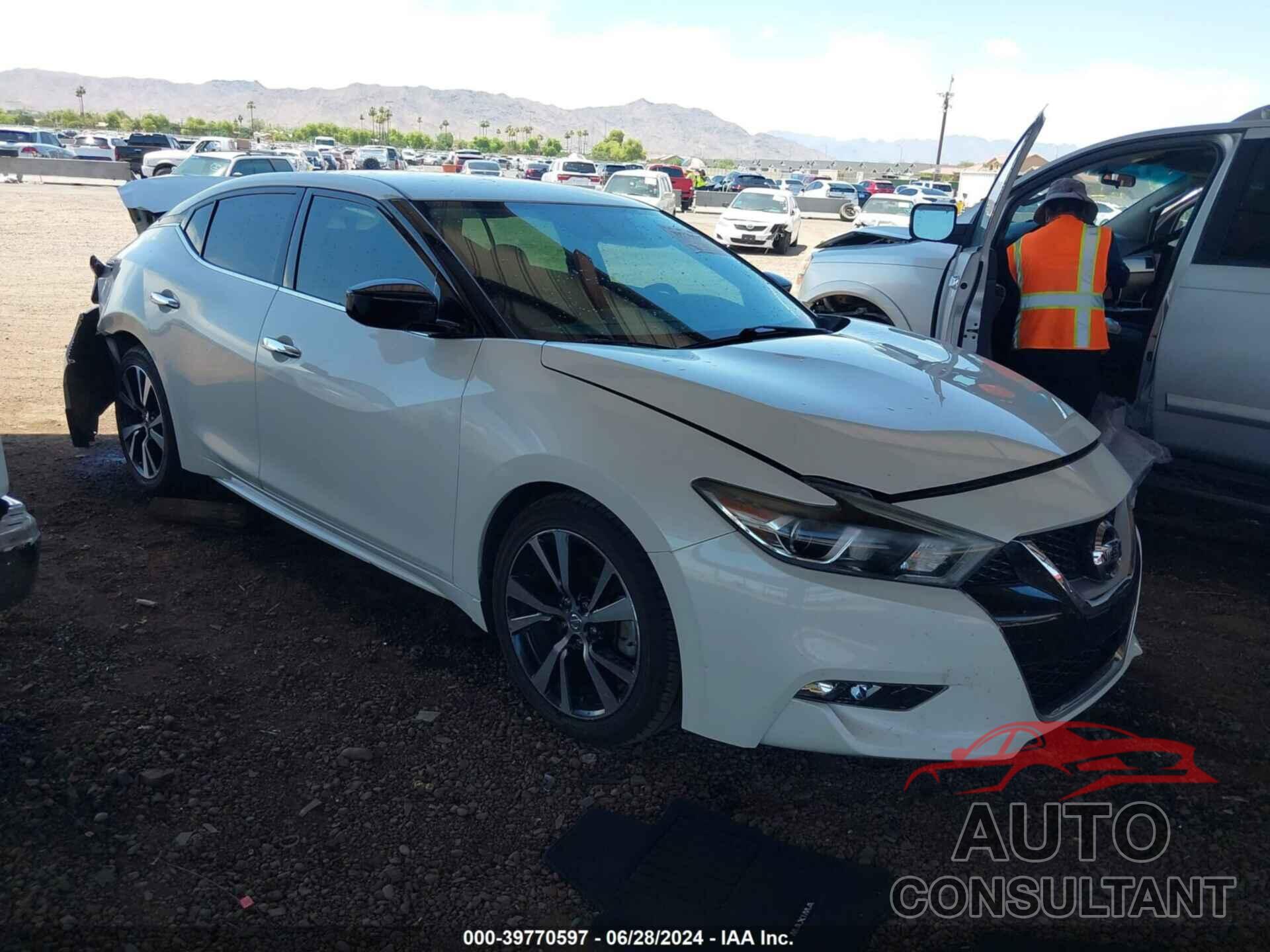 NISSAN MAXIMA 2017 - 1N4AA6AP4HC452291