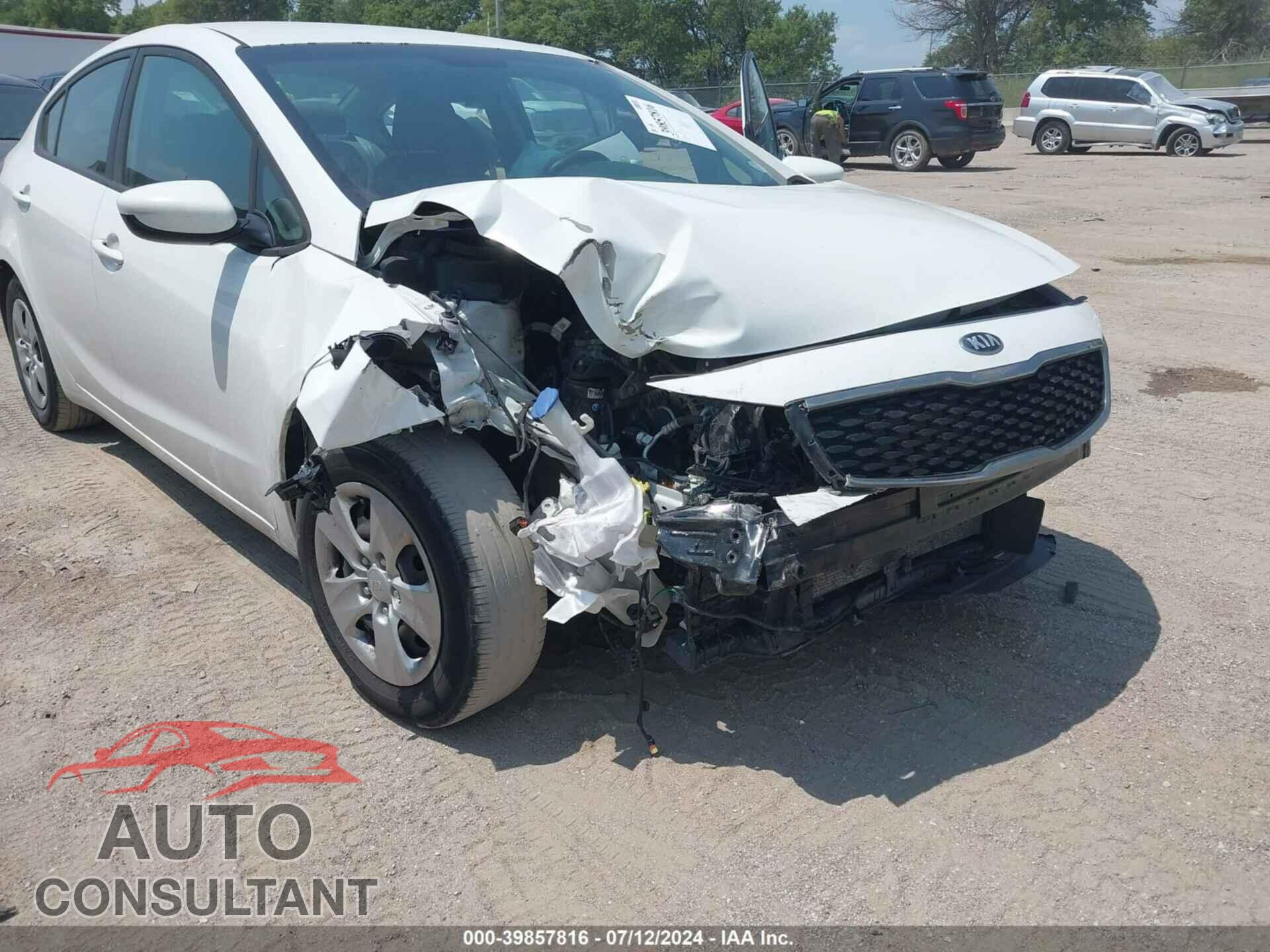 KIA FORTE 2017 - 3KPFK4A73HE072563