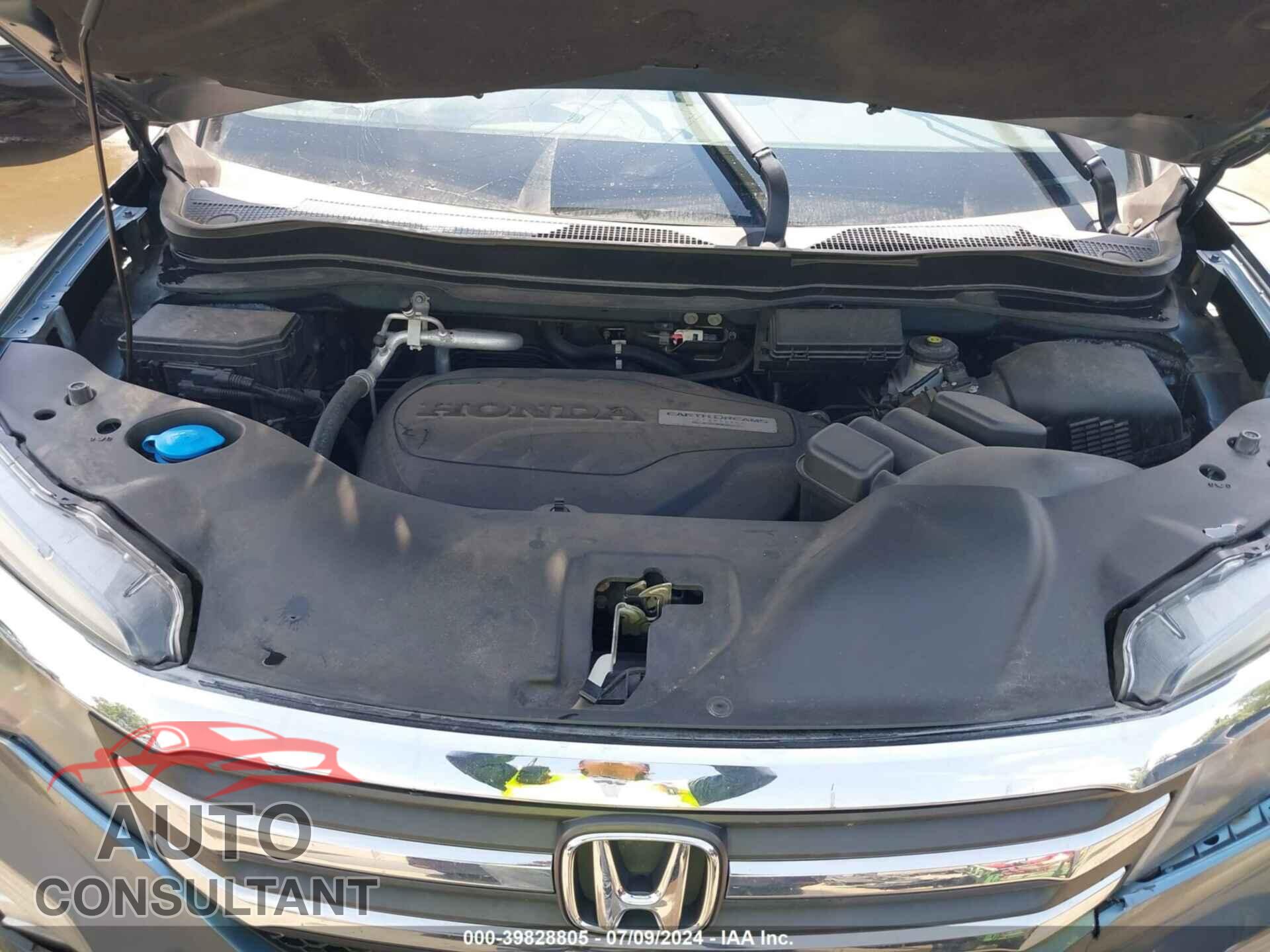 HONDA PILOT 2016 - 5FNYF6H85GB015152