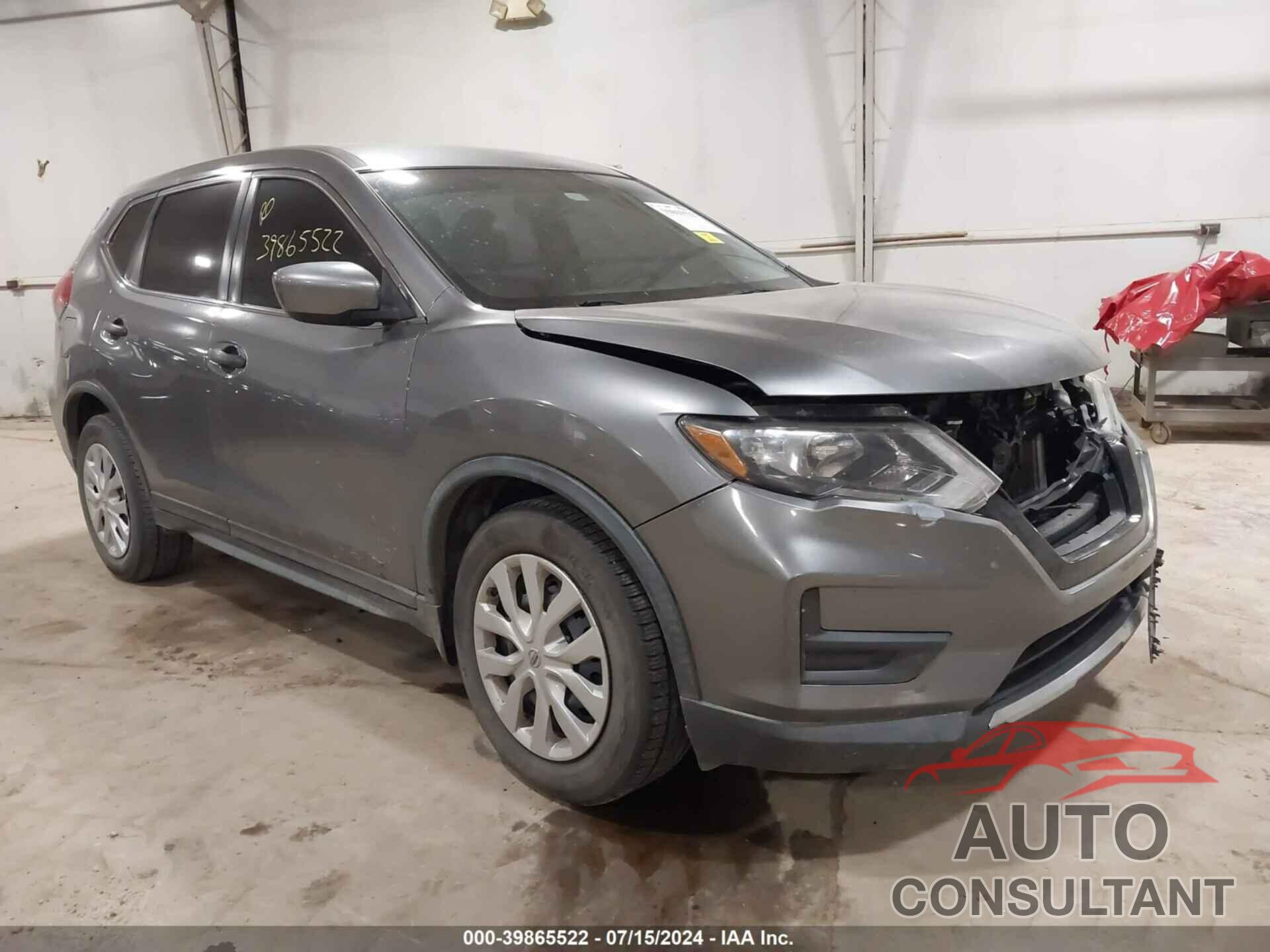 NISSAN ROGUE 2017 - KNMAT2MT8HP500096