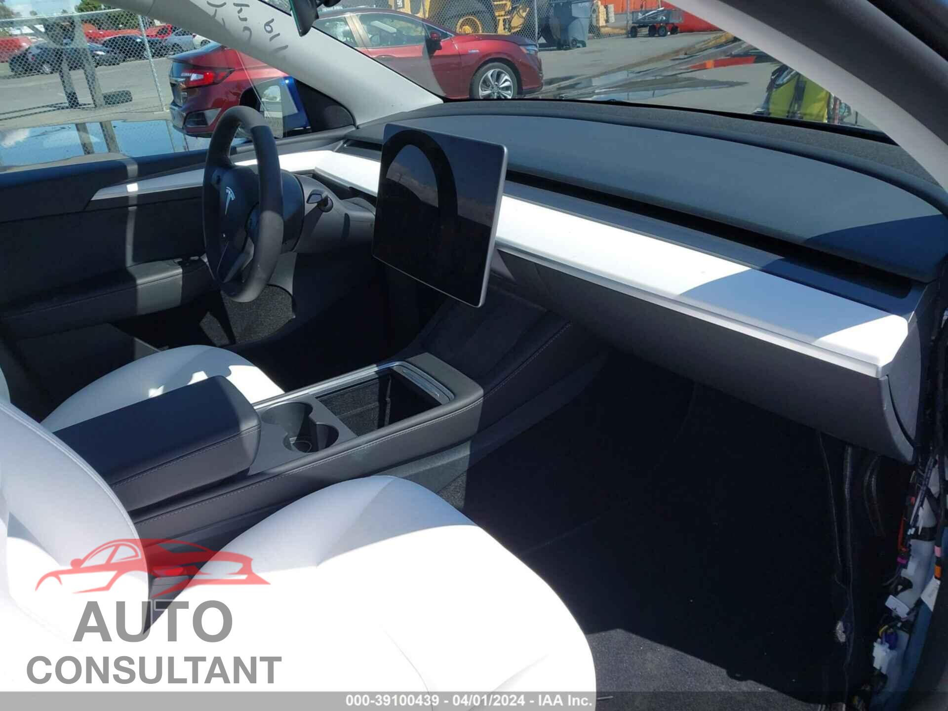 TESLA MODEL Y 2023 - 7SAYGDEEXPF802869