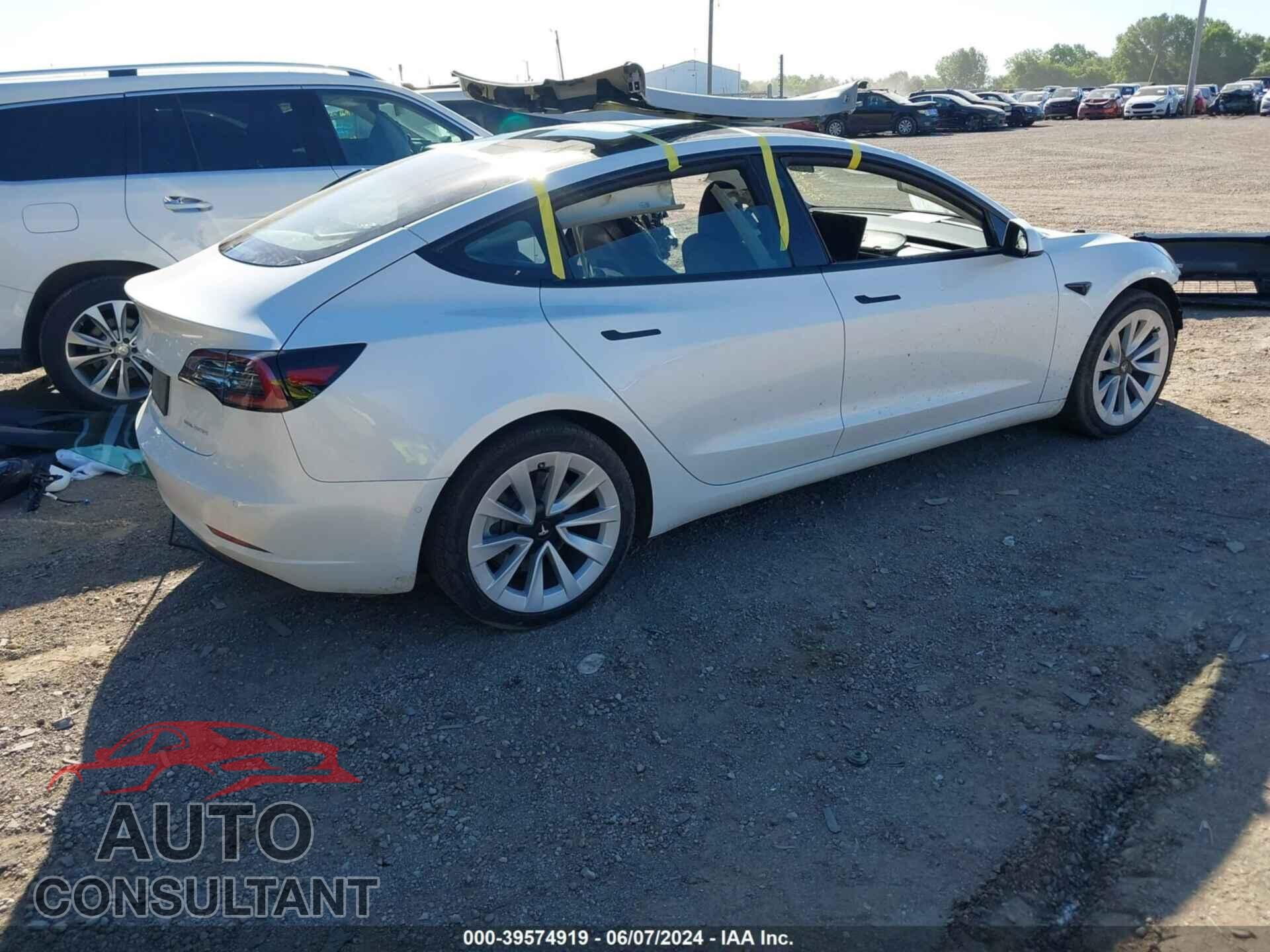 TESLA MODEL 3 2022 - 5YJ3E1EB6NF272303