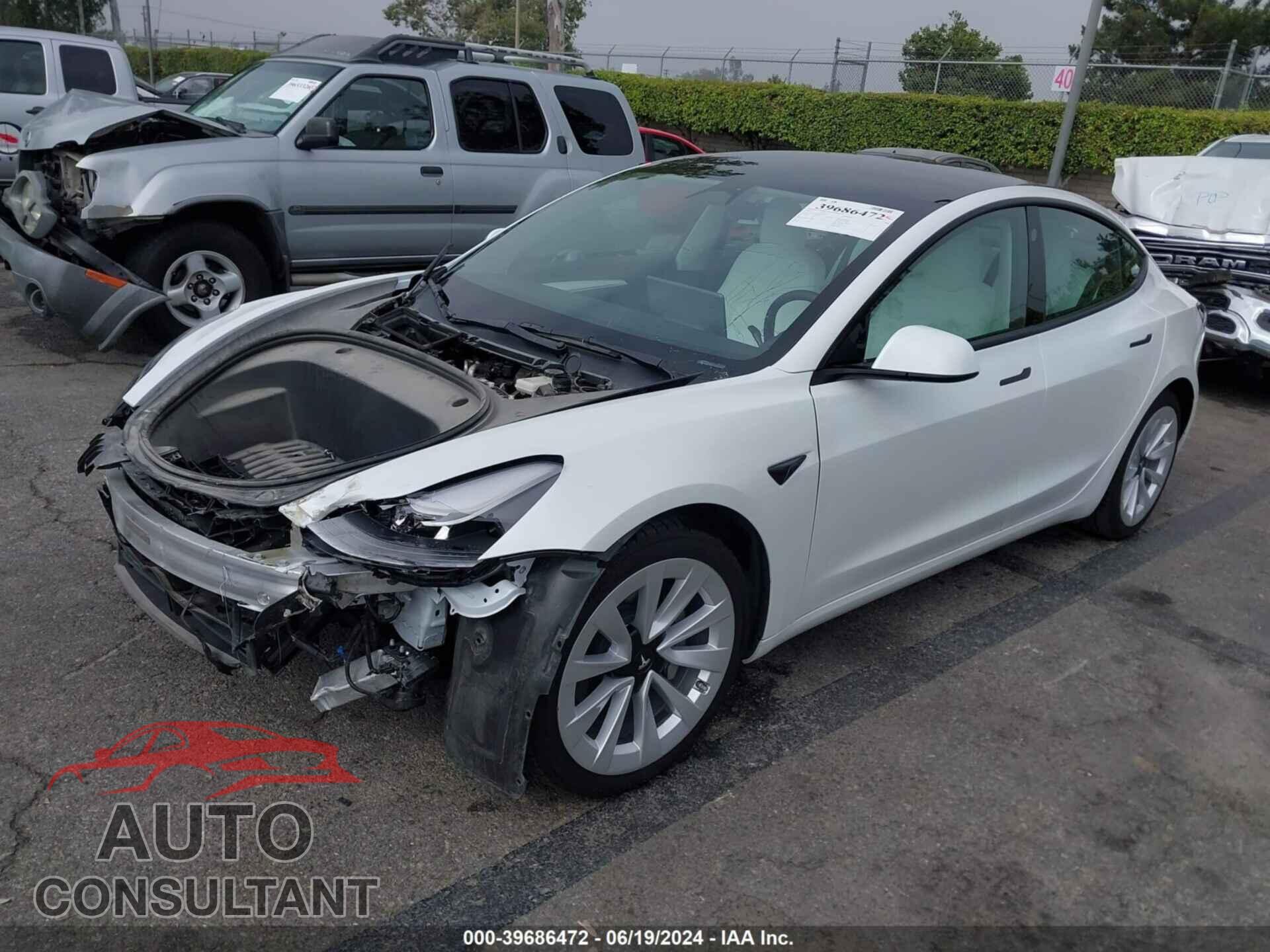 TESLA MODEL 3 2022 - 5YJ3E1EB4NF275300