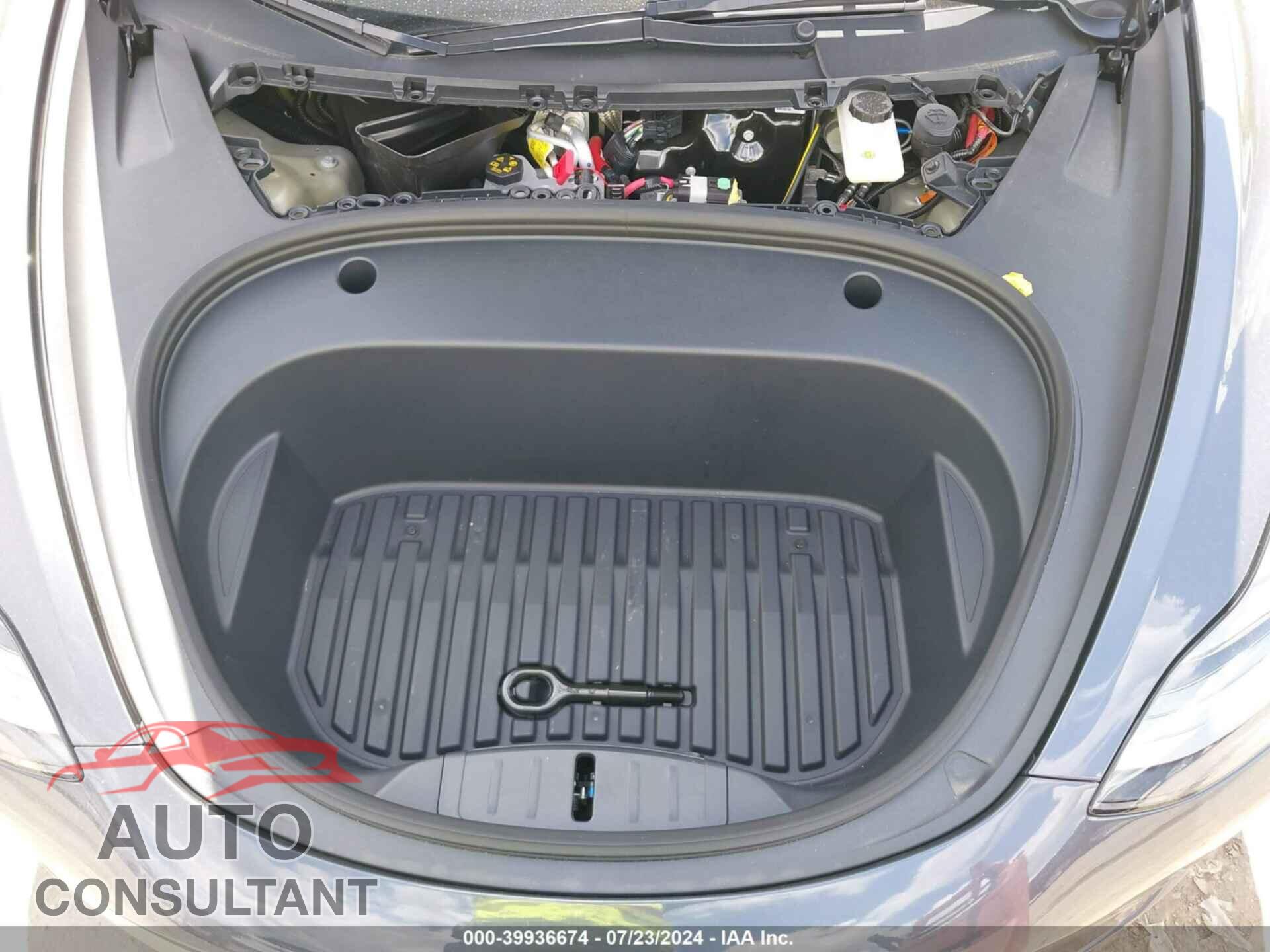 TESLA MODEL 3 2023 - 5YJ3E1EA7PF502702